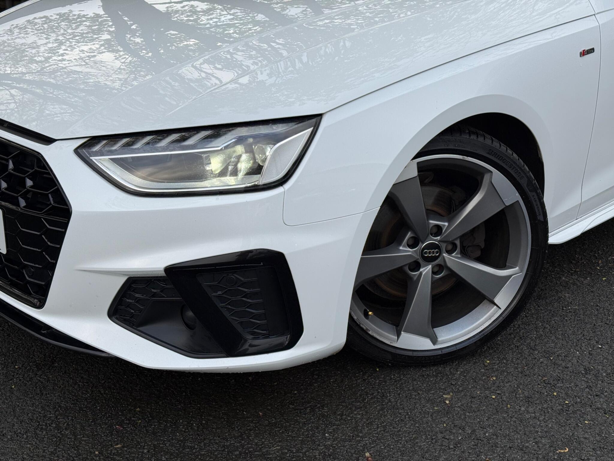 Audi A4 - Image 68