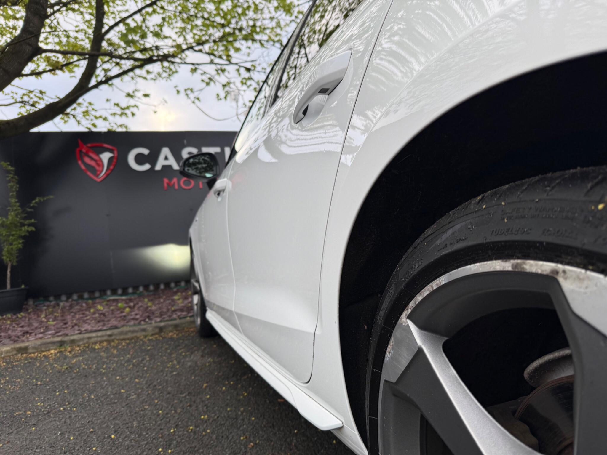 Audi A4 - Image 76