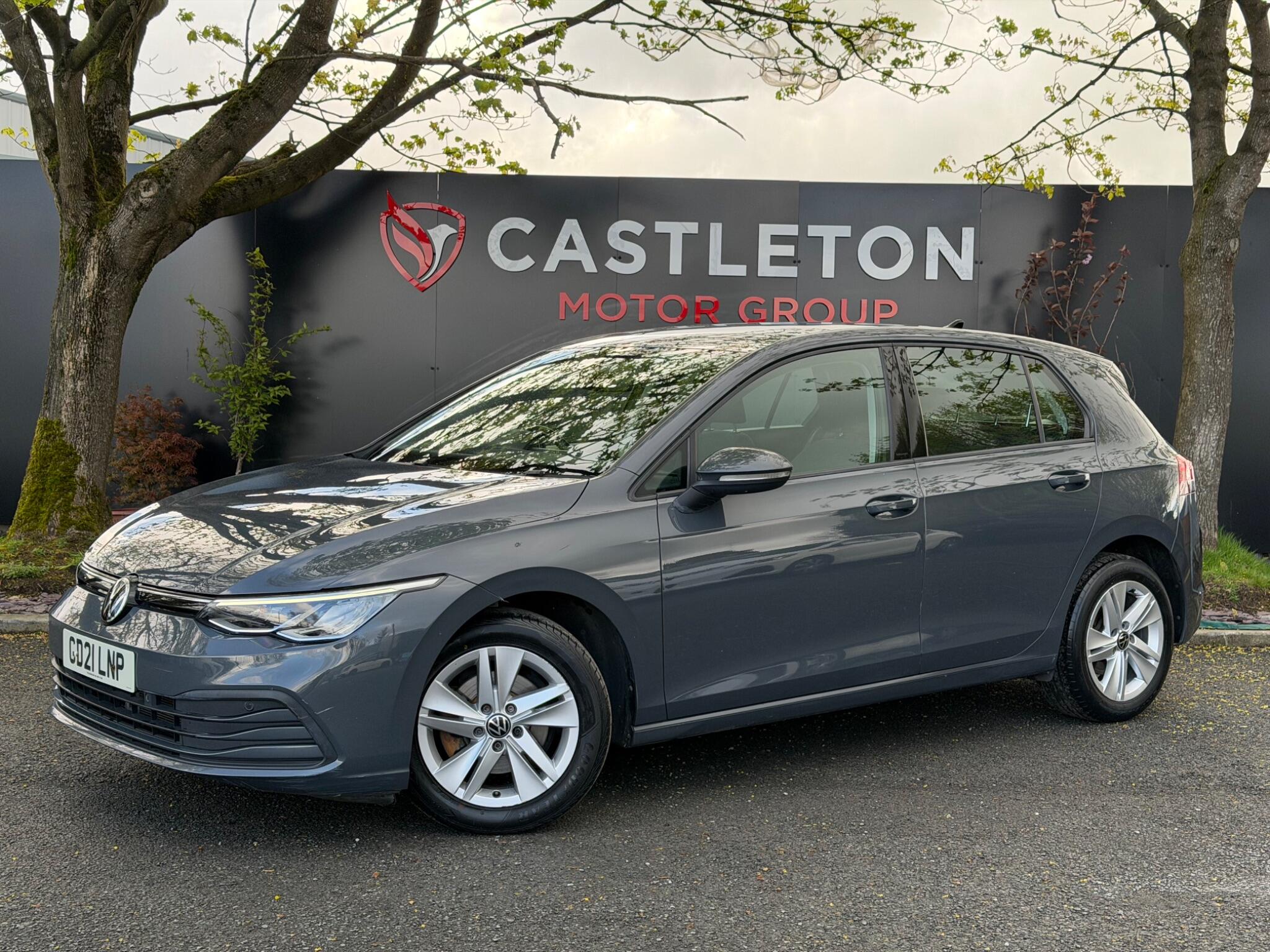 Volkswagen Golf - Image 4