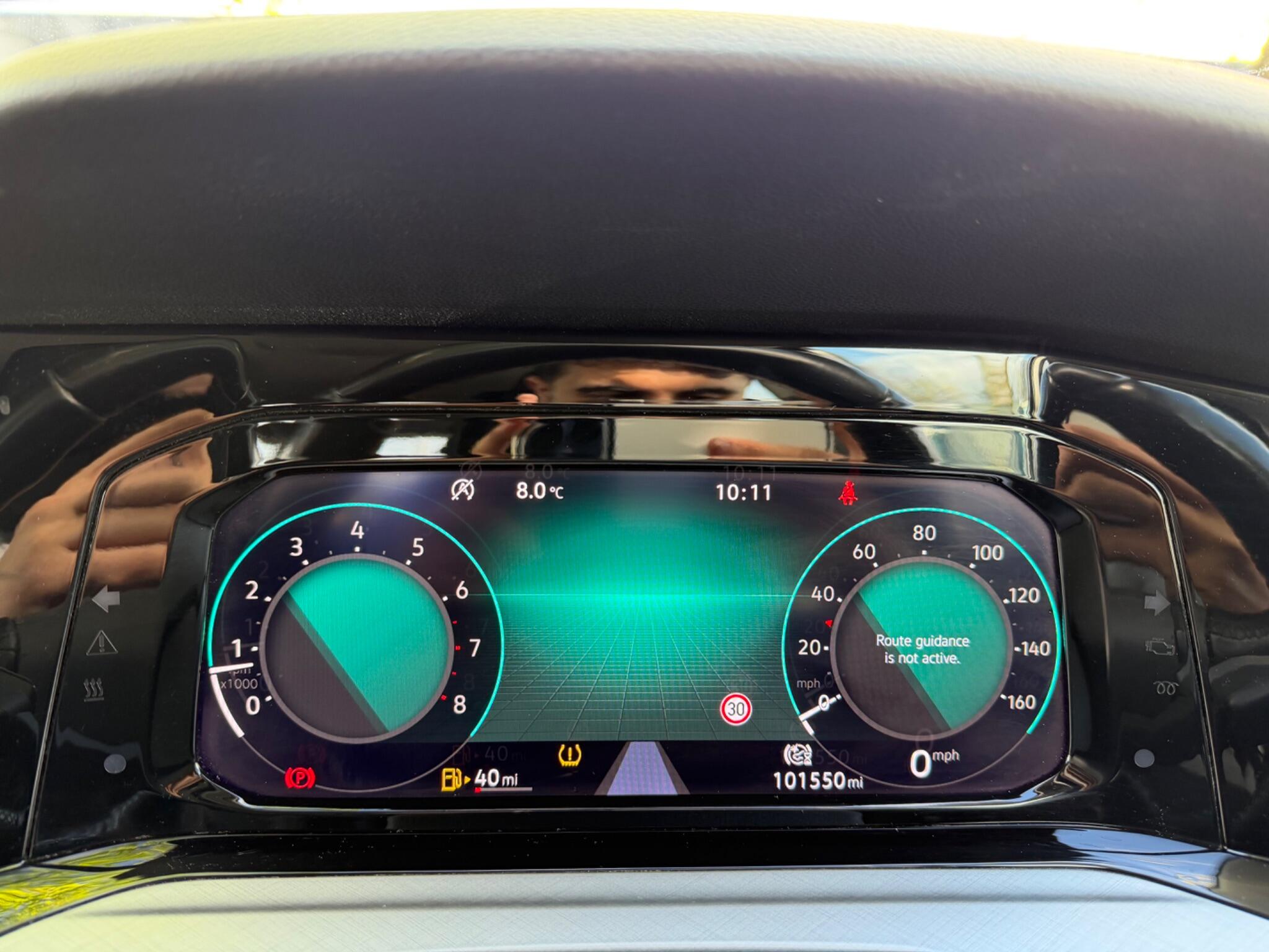 Volkswagen Golf - Image 27