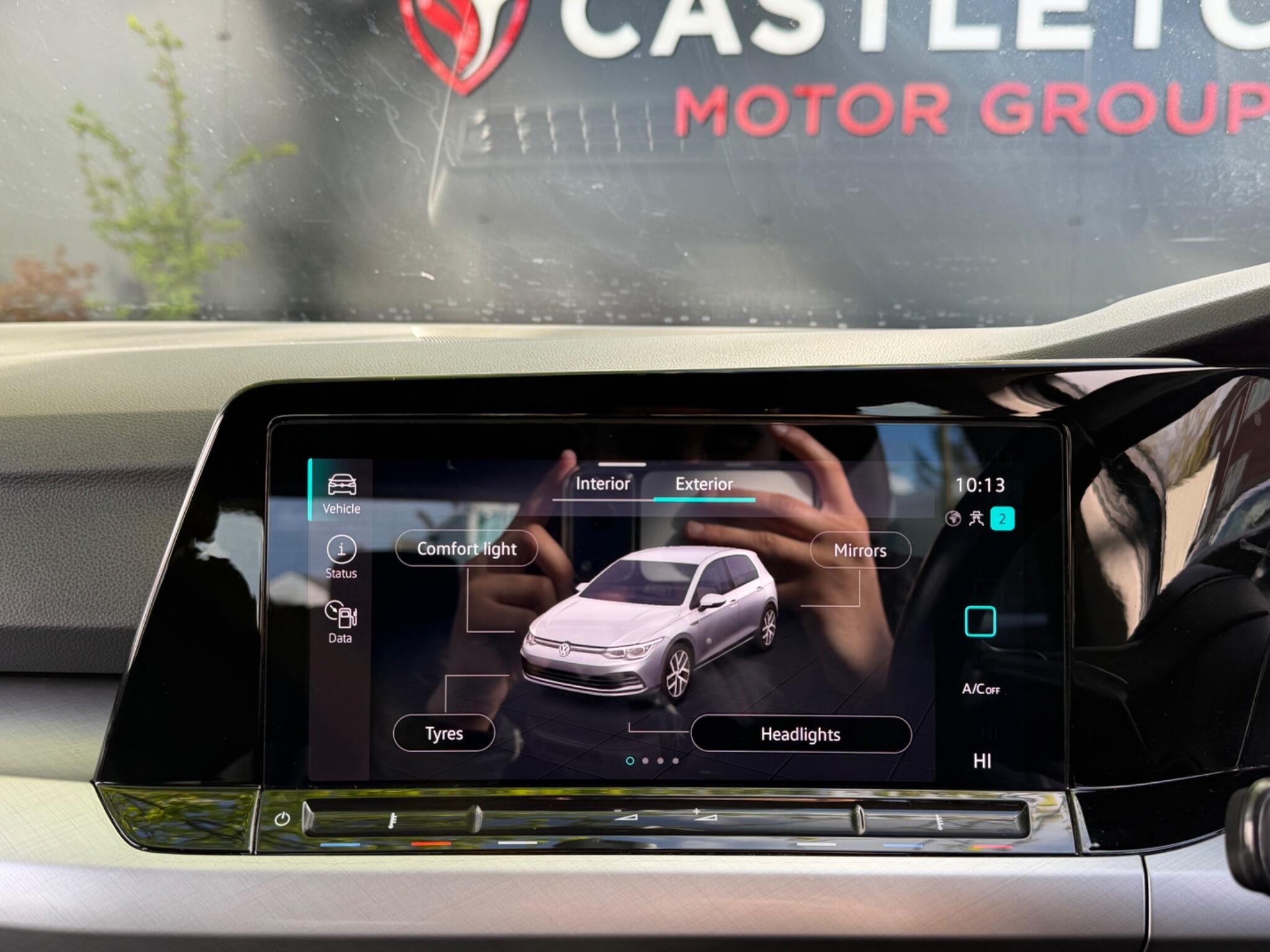 Volkswagen Golf - Image 42