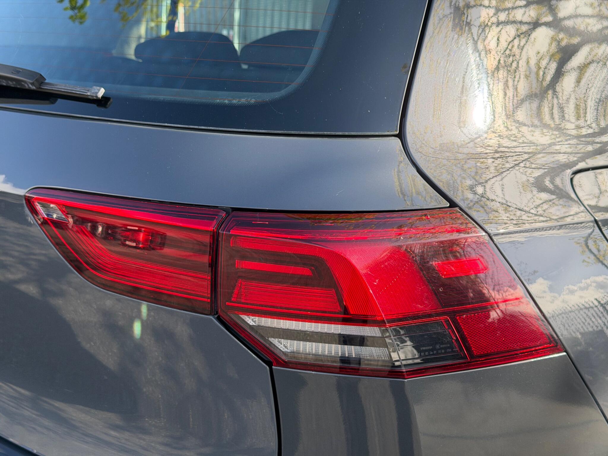 Volkswagen Golf - Image 49