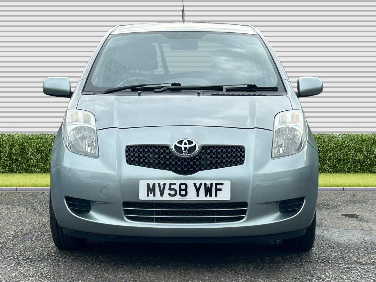 Toyota Yaris - Image 3