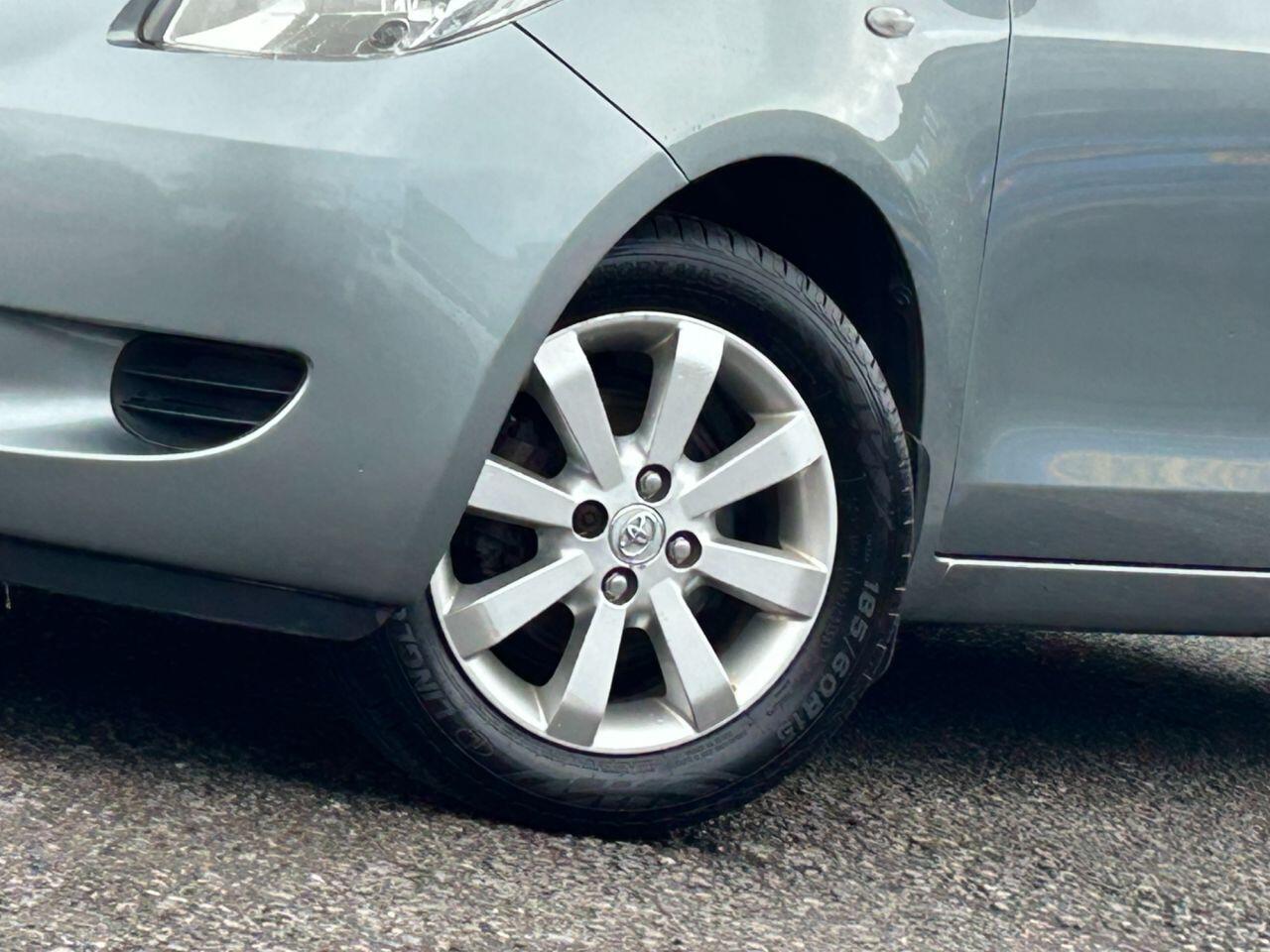 Toyota Yaris - Image 5