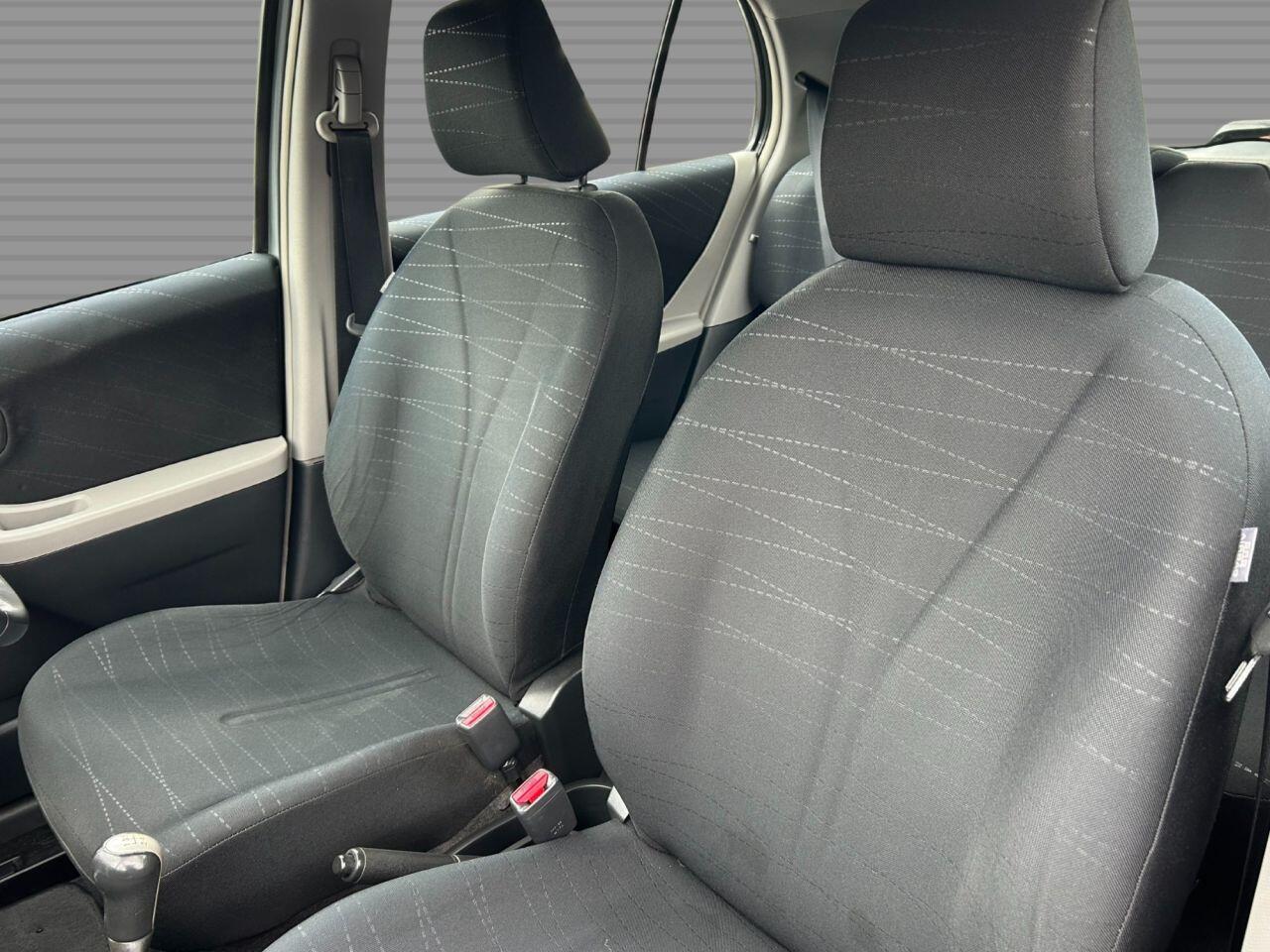 Toyota Yaris - Image 15