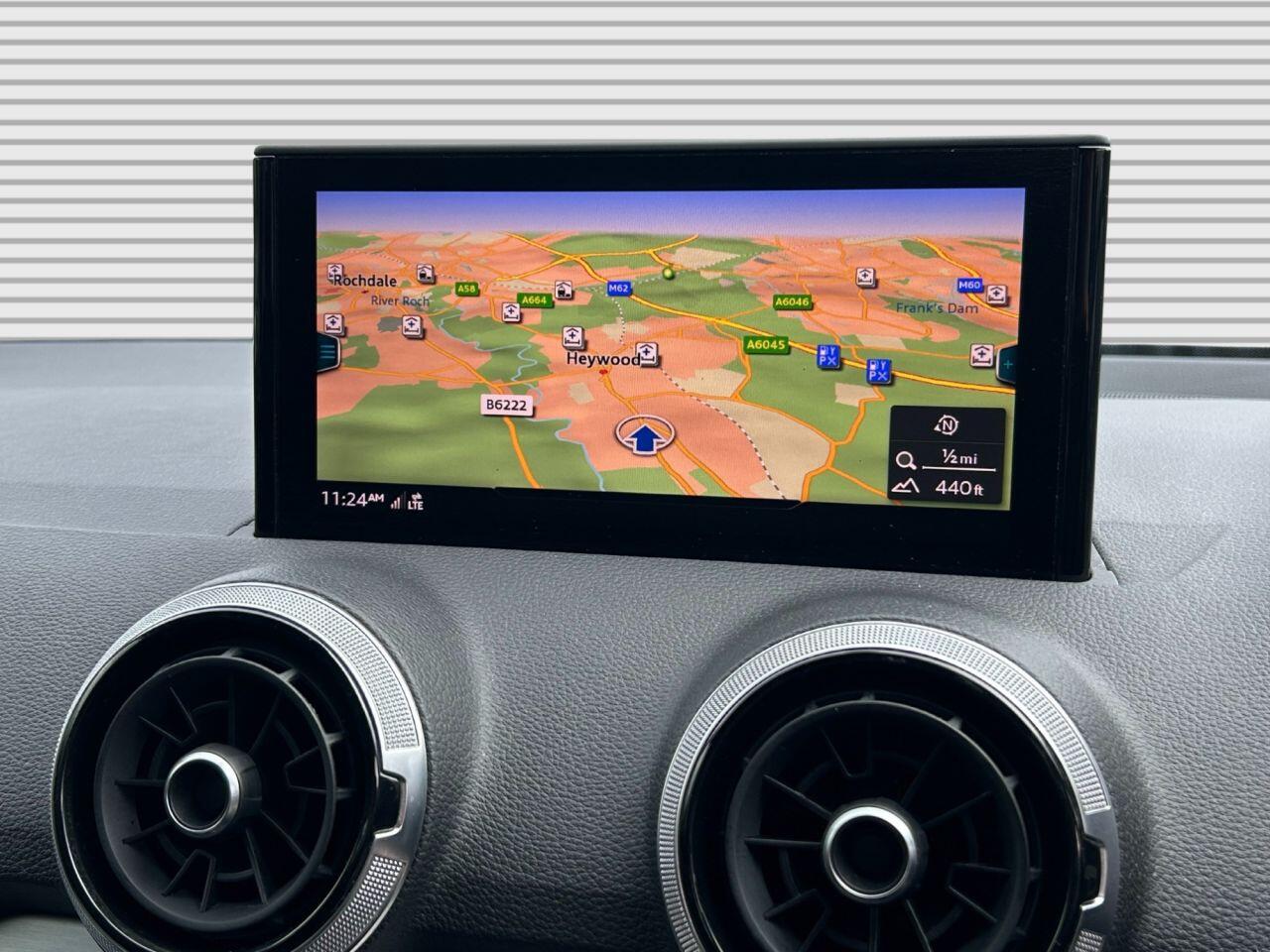 Audi Q2 - Image 27