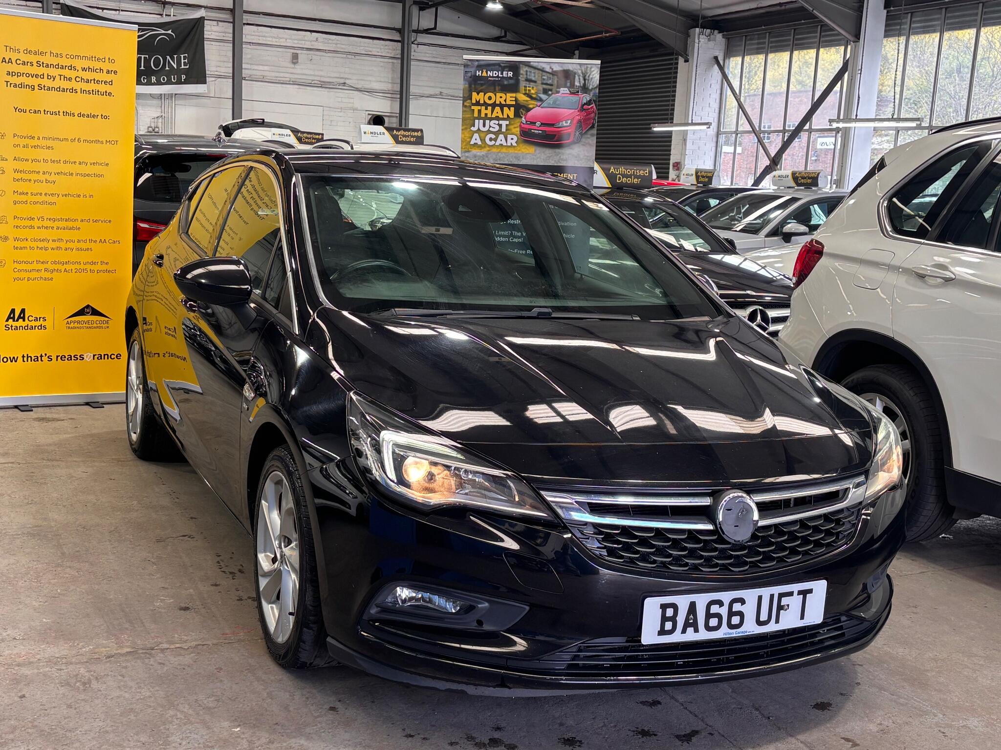 Vauxhall Astra - Image 2