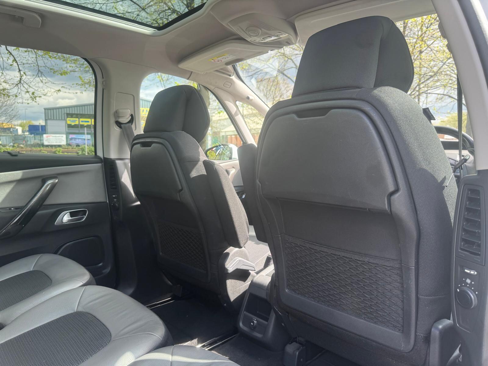 Citroen C4 Picasso - Image 22