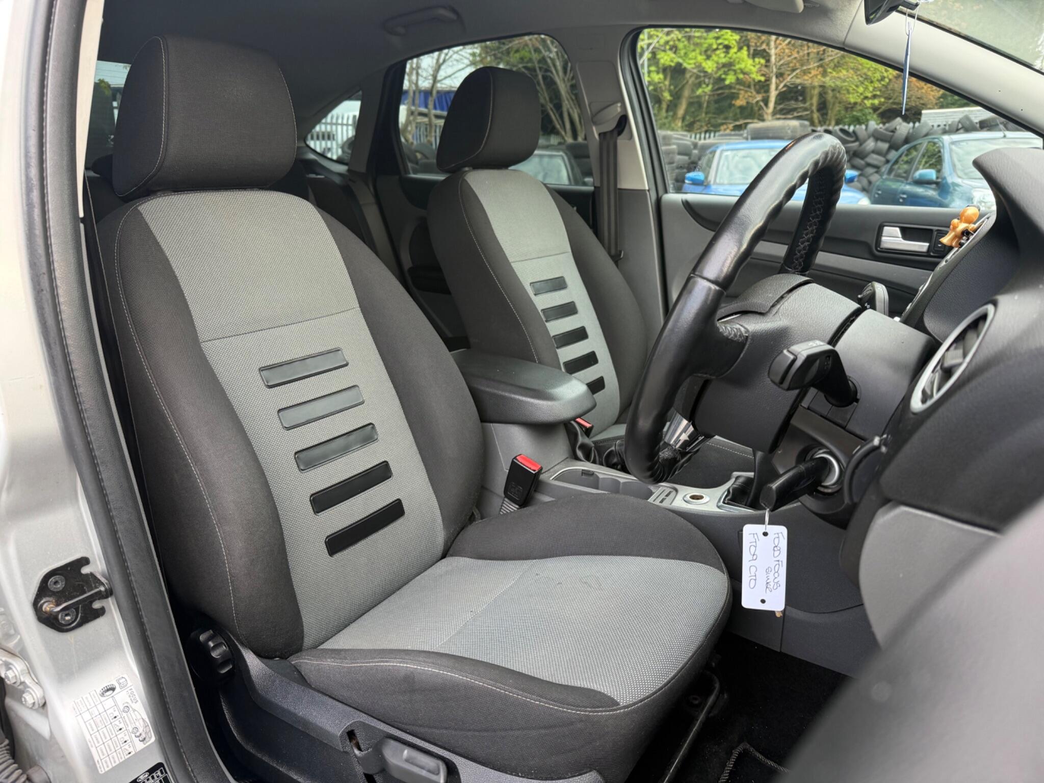 Ford Focus - Image 10