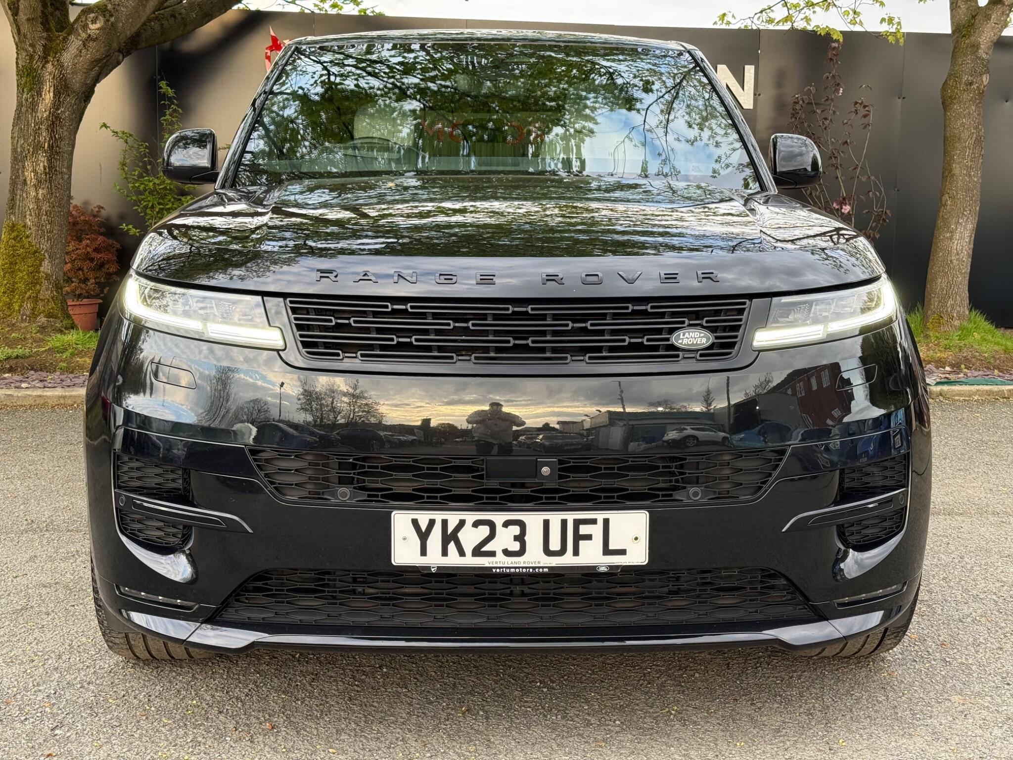 Land Rover RANGE ROVER SPORT - Image 3