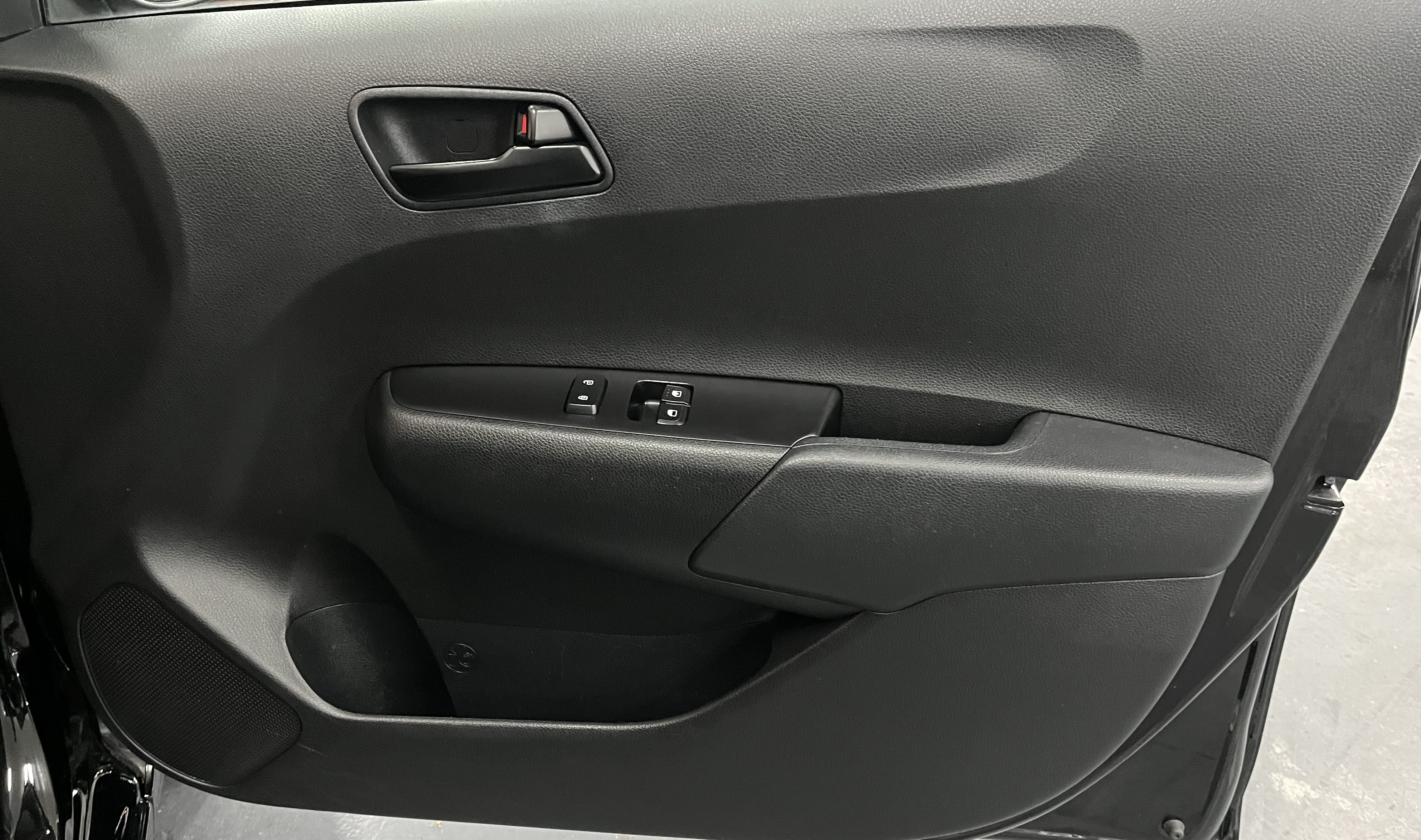 Kia Picanto - Image 13