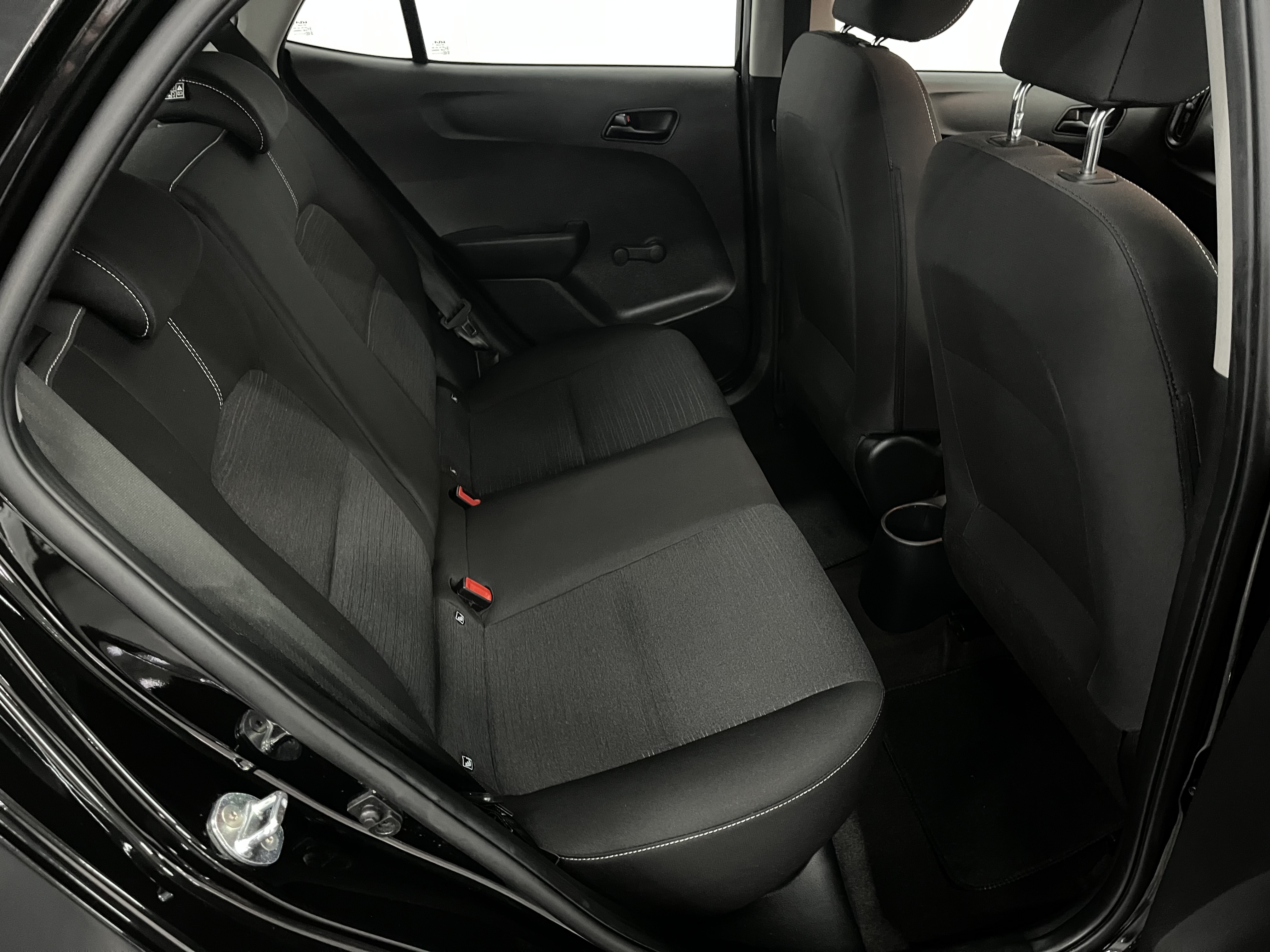 Kia Picanto - Image 14