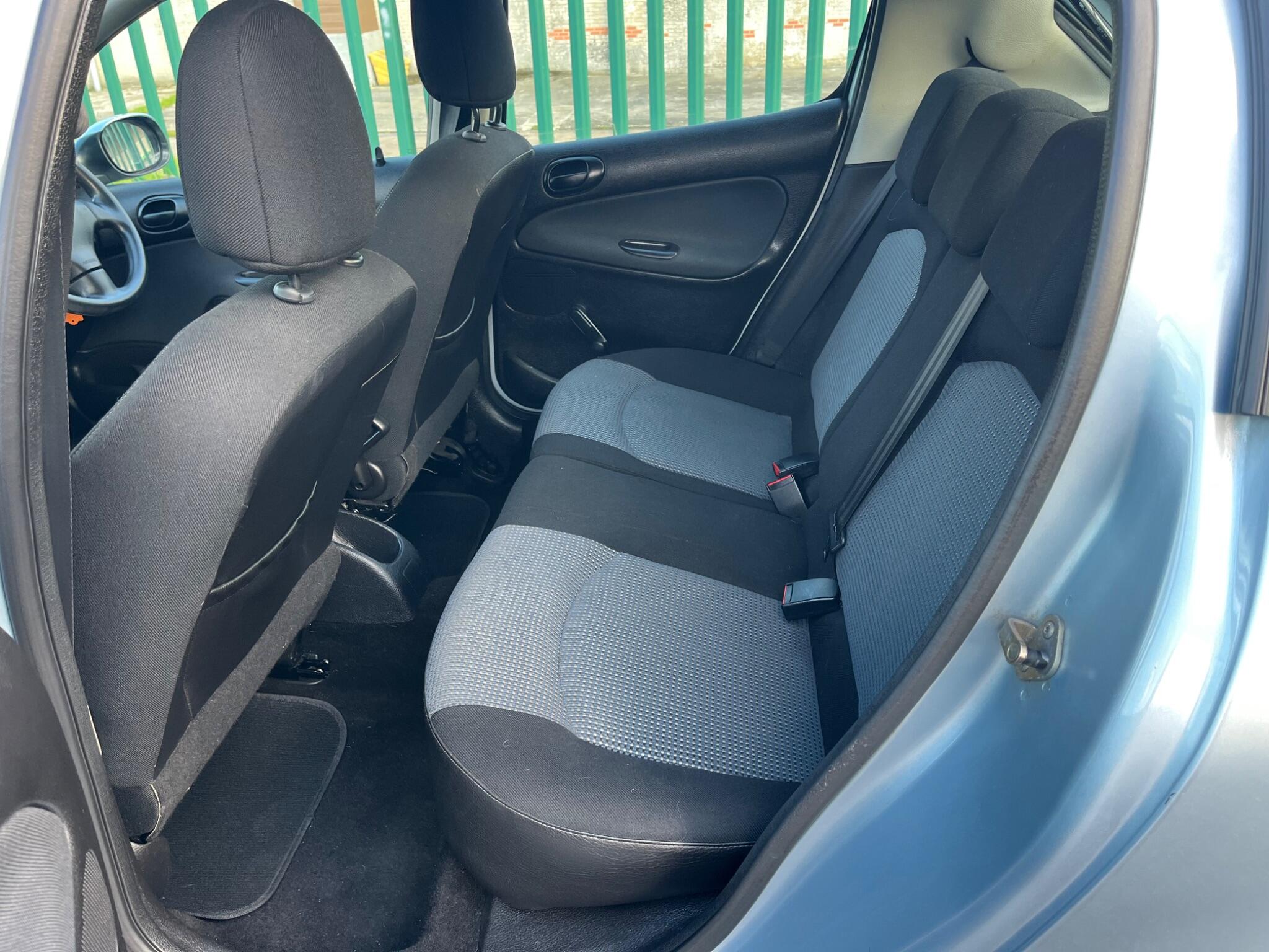 Peugeot 206 - Image 11