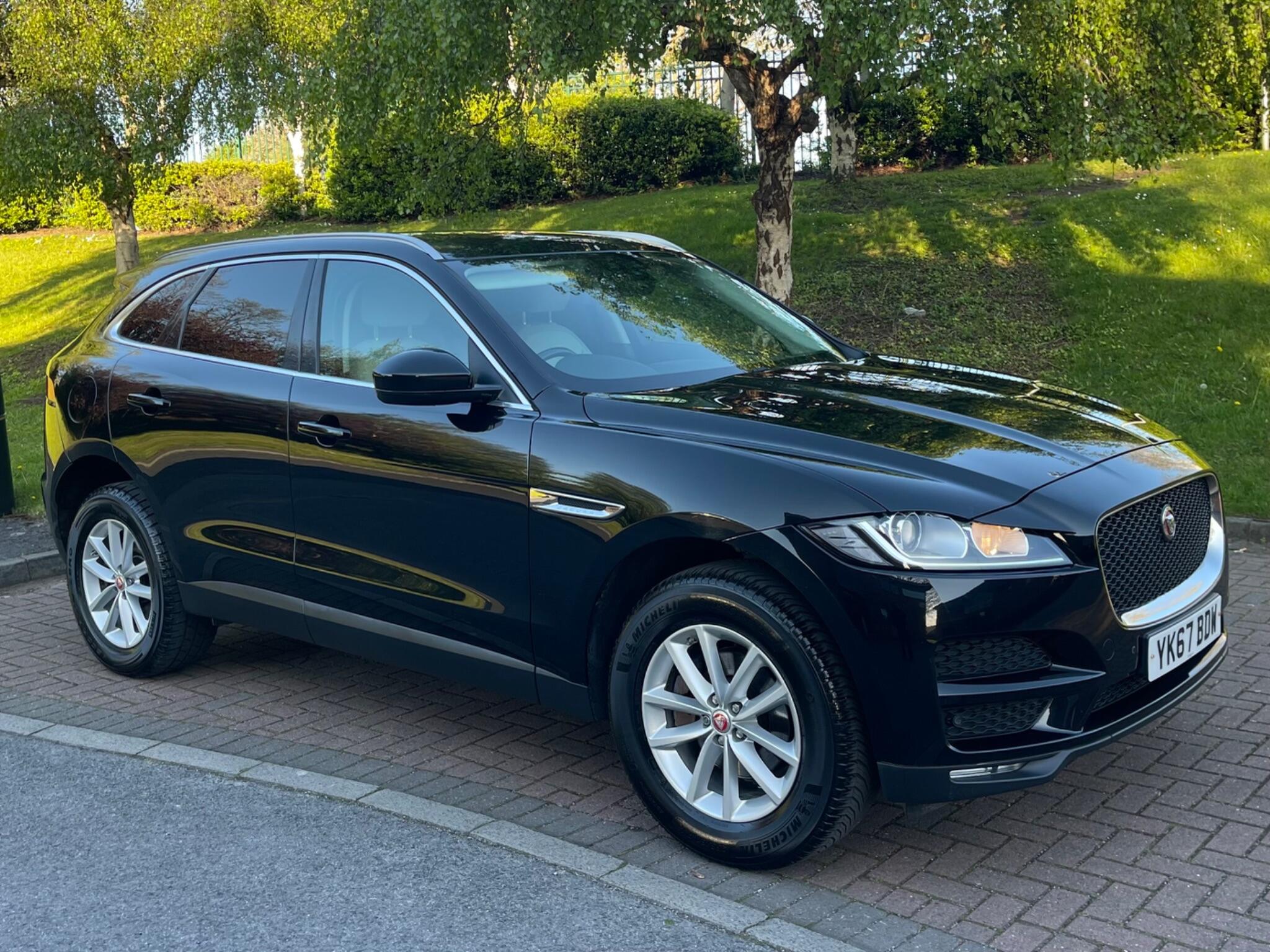 Jaguar F-Pace