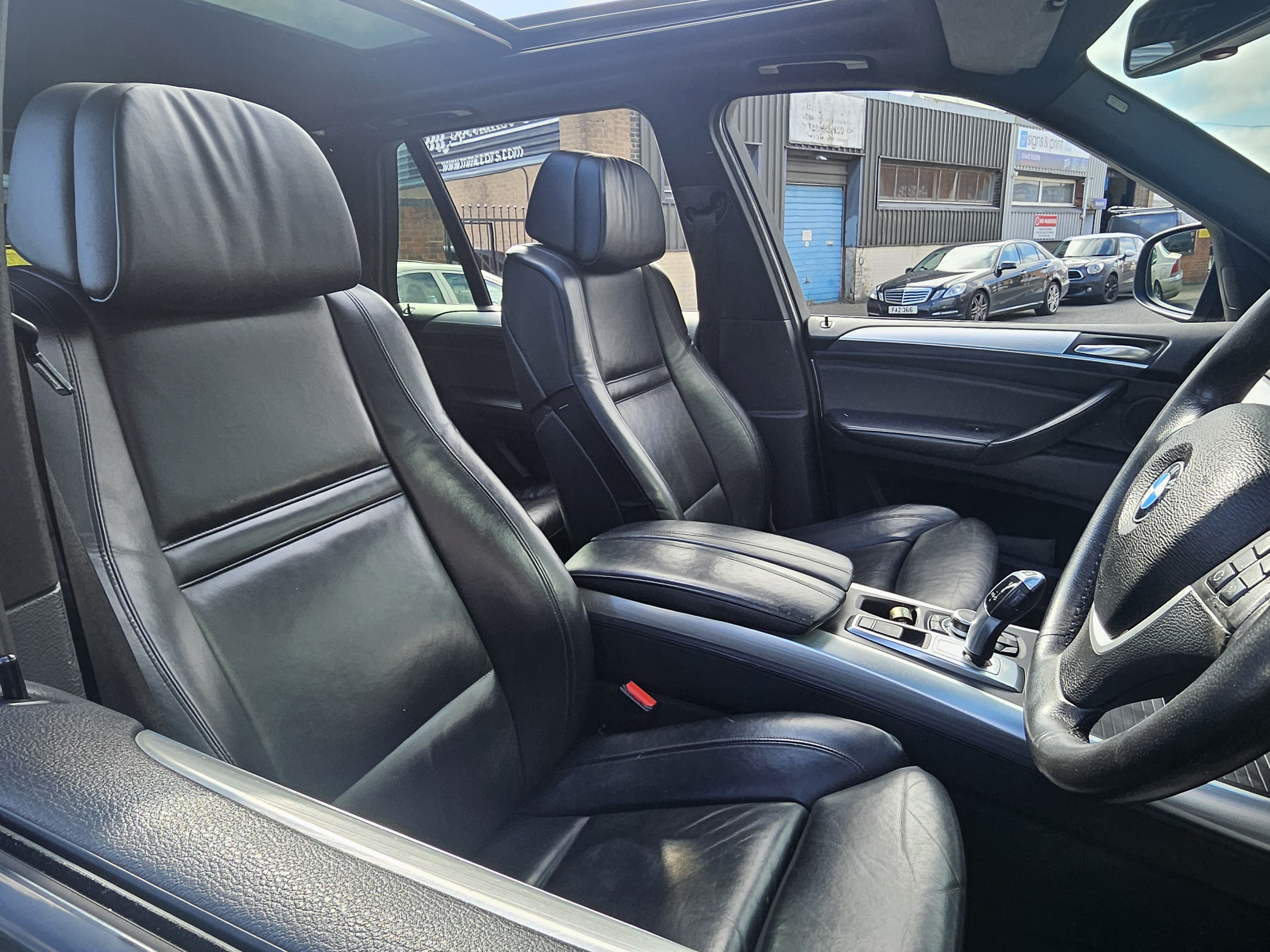 BMW X5 - Image 17