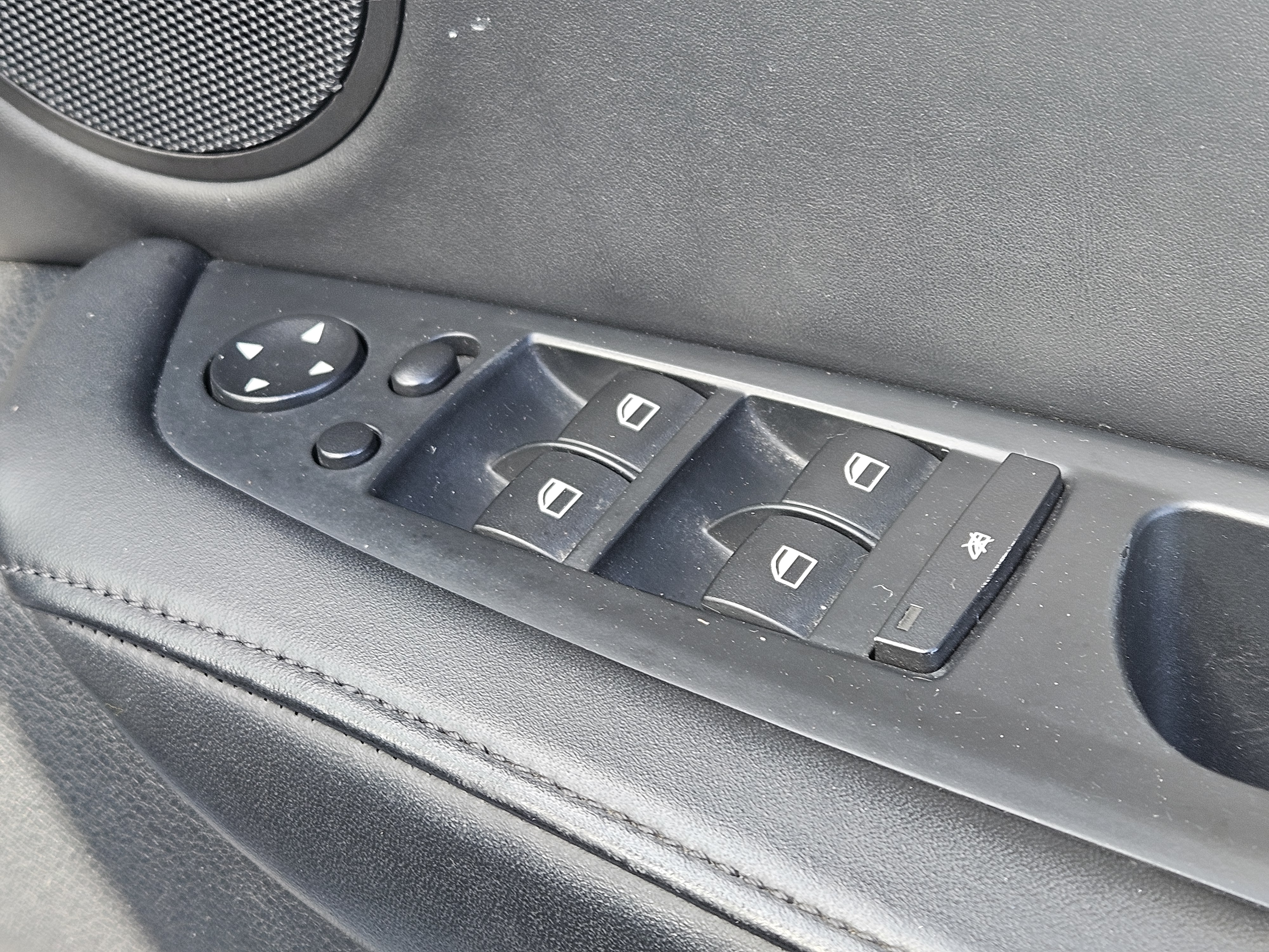 BMW X5 - Image 26