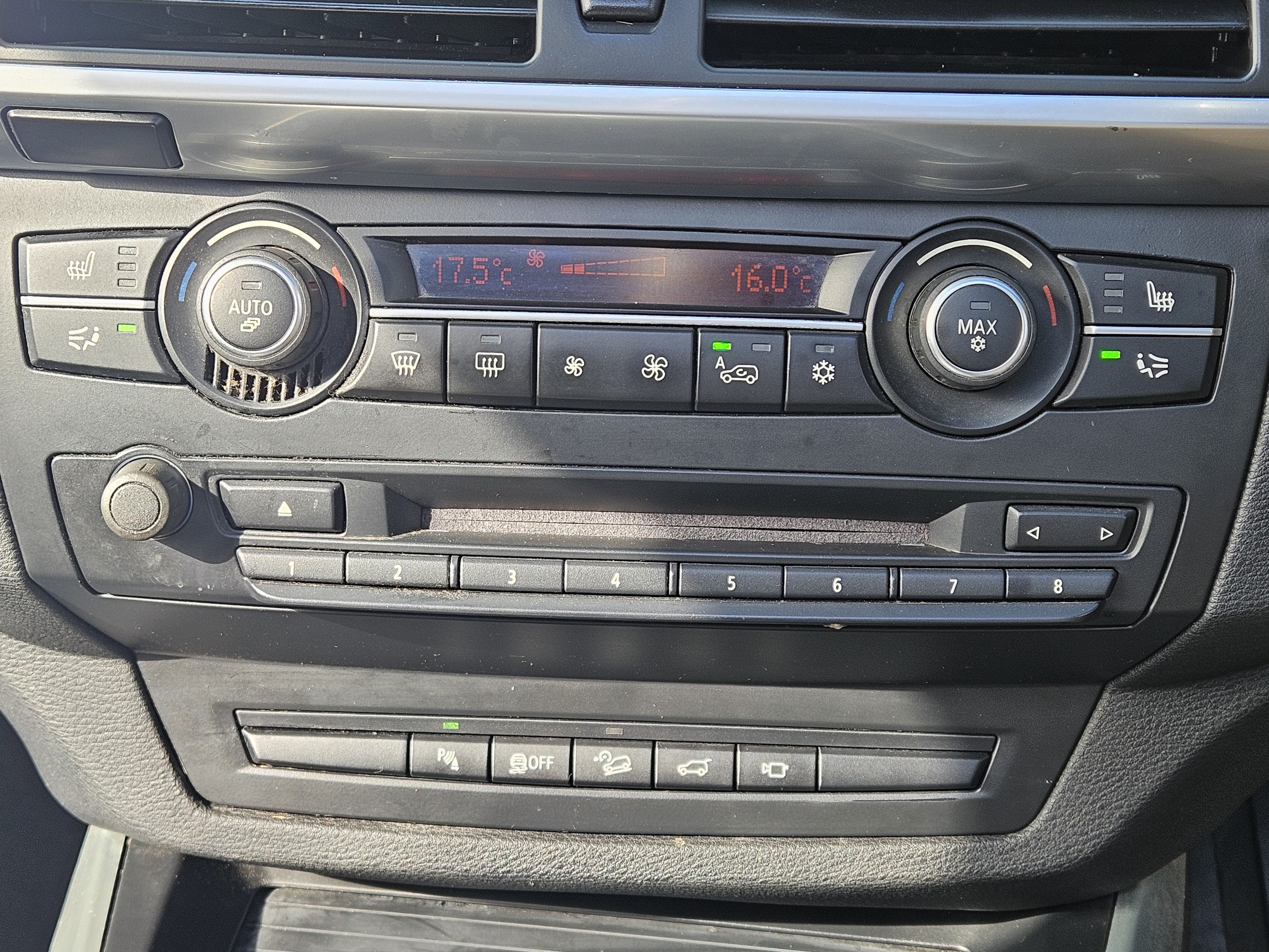 BMW X5 - Image 32