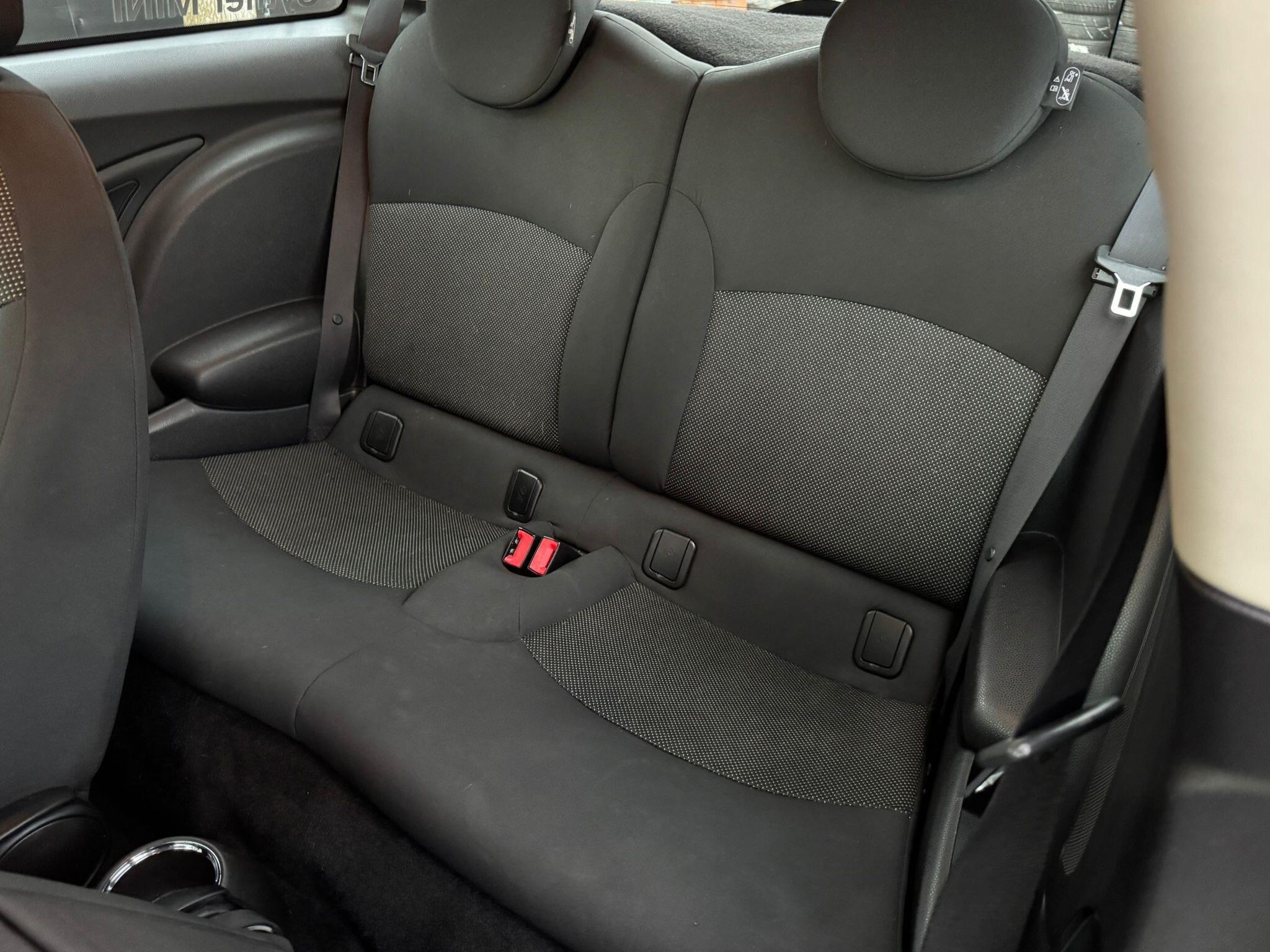 MINI Hatch - Image 18