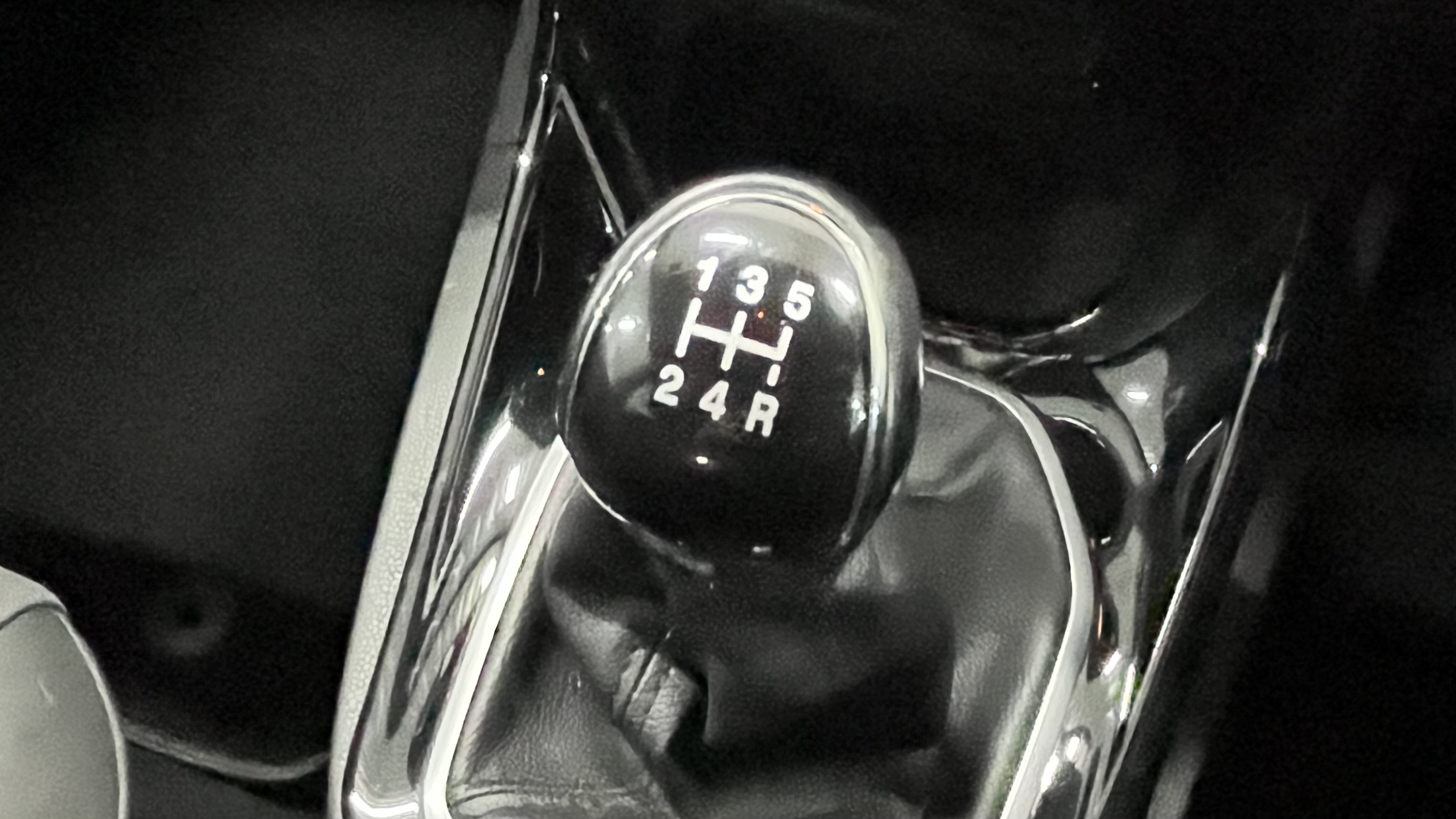 Ford Fiesta - Image 31