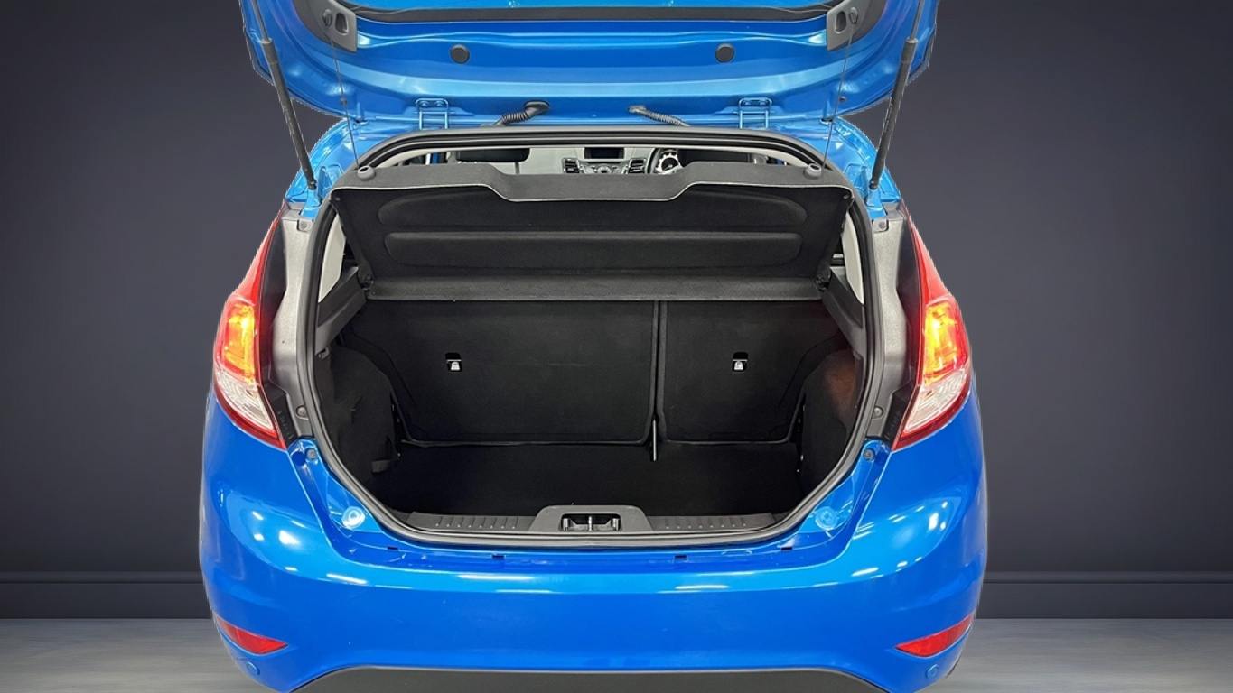 Ford Fiesta - Image 24
