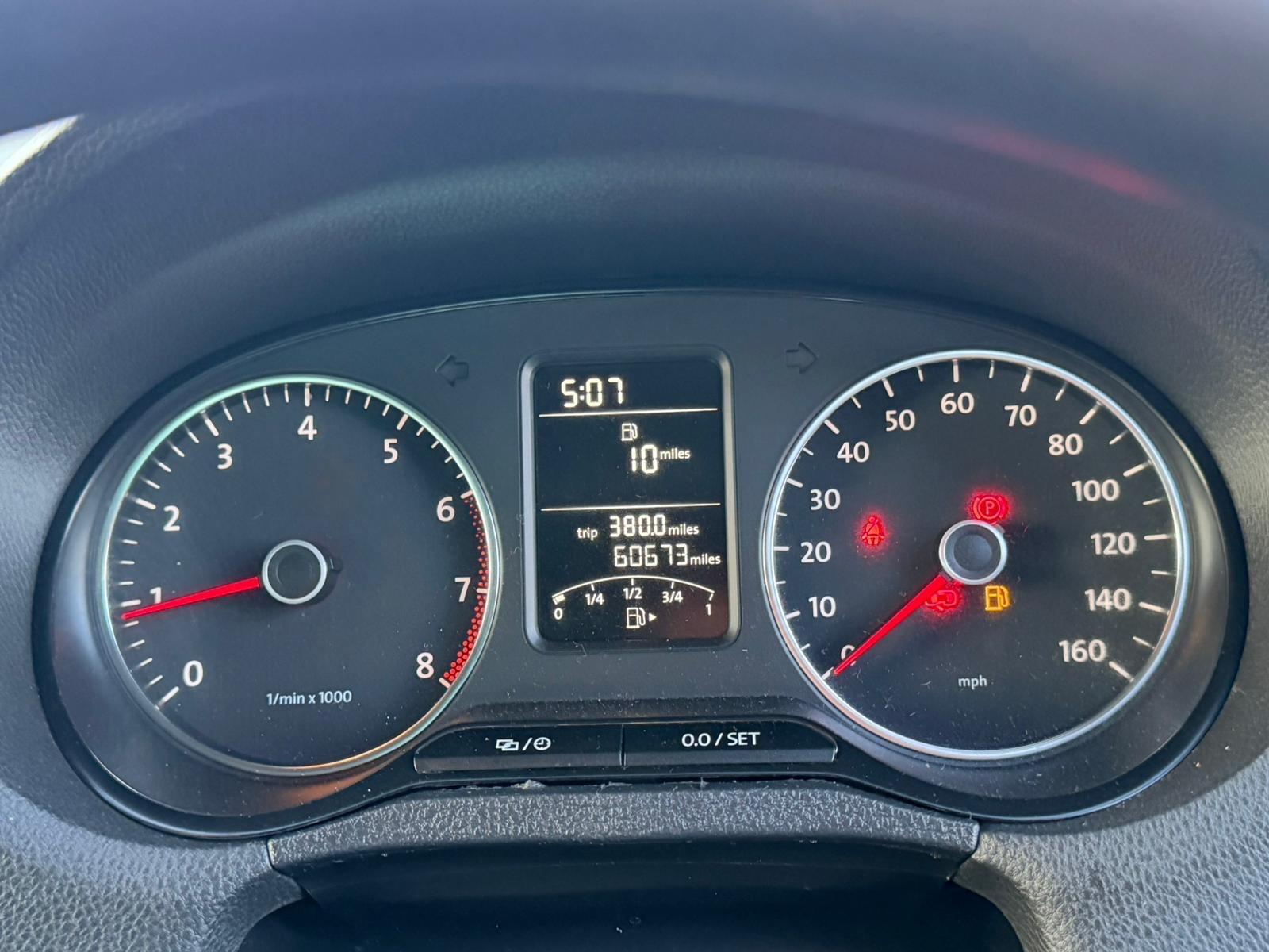 Volkswagen Polo - Image 26