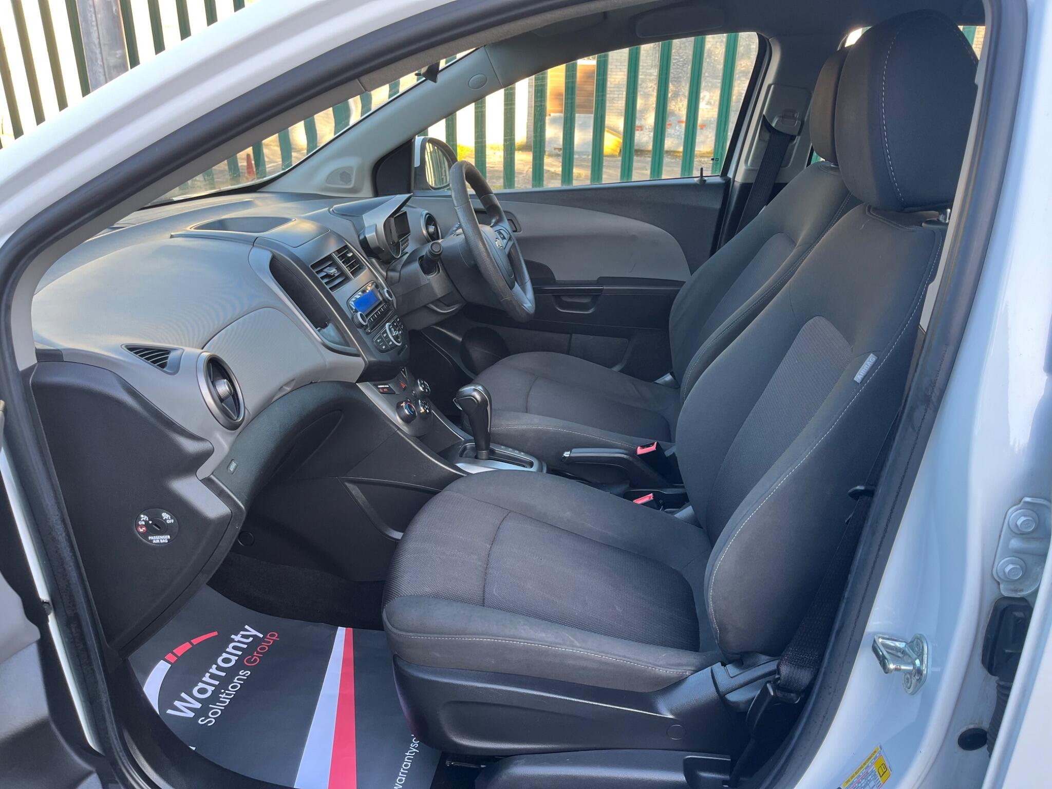 Chevrolet Aveo - Image 12