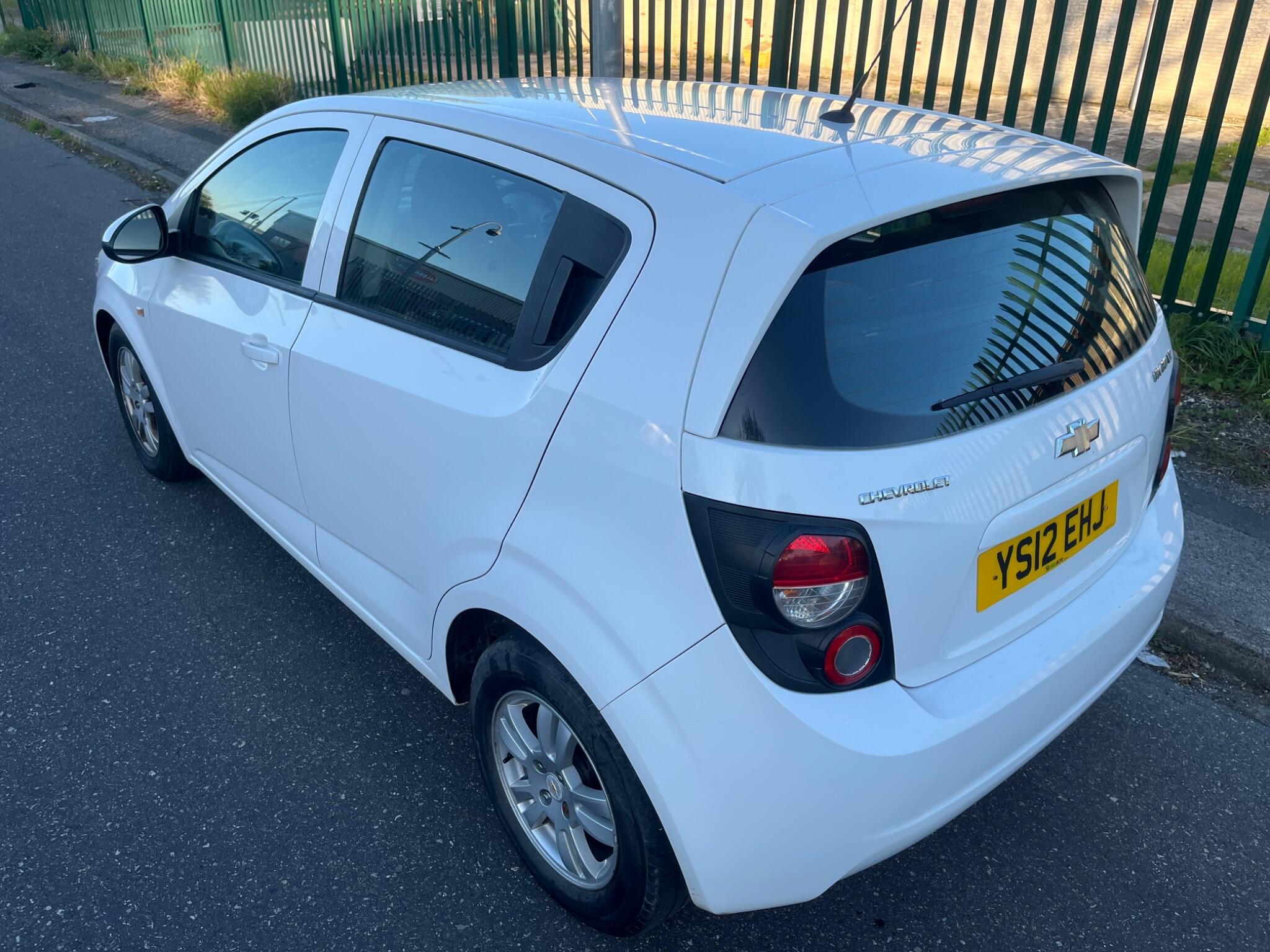 Chevrolet Aveo - Image 19