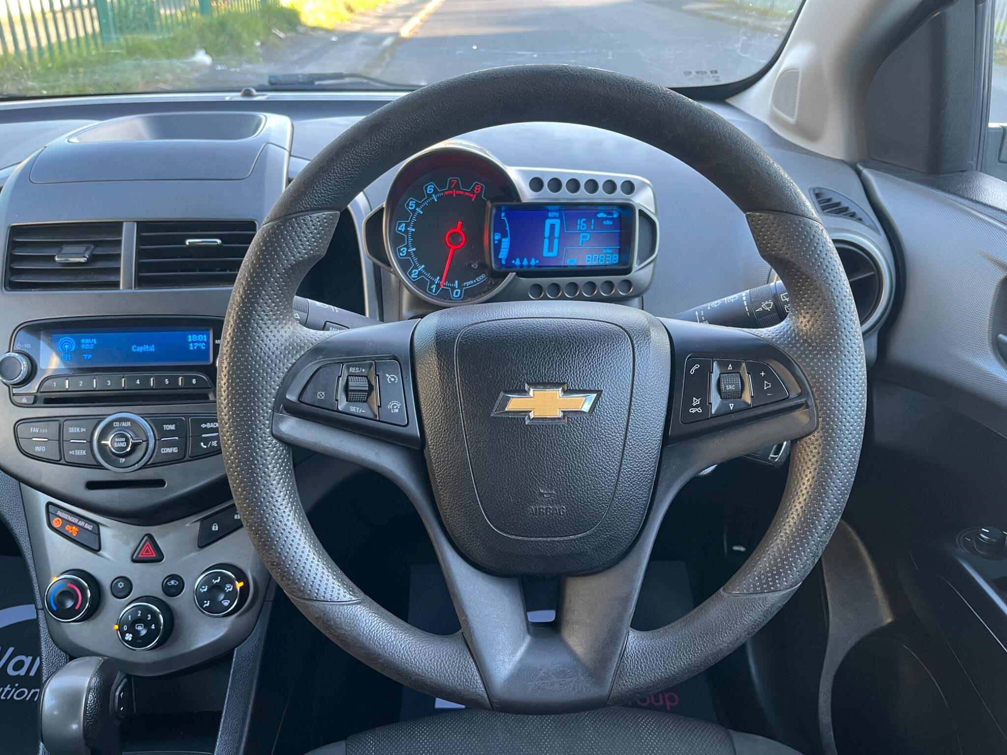 Chevrolet Aveo - Image 25