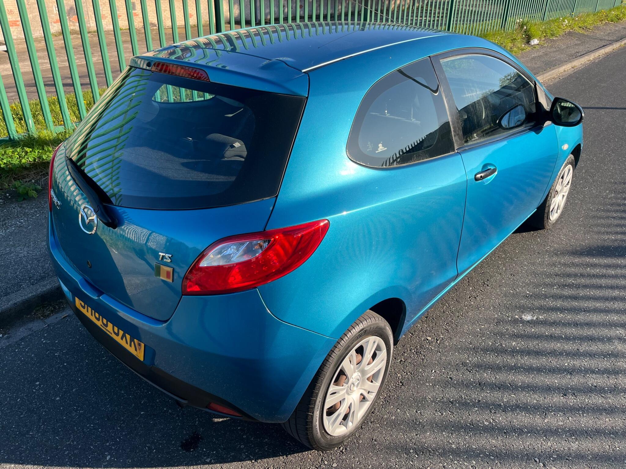 Mazda MAZDA2 - Image 19