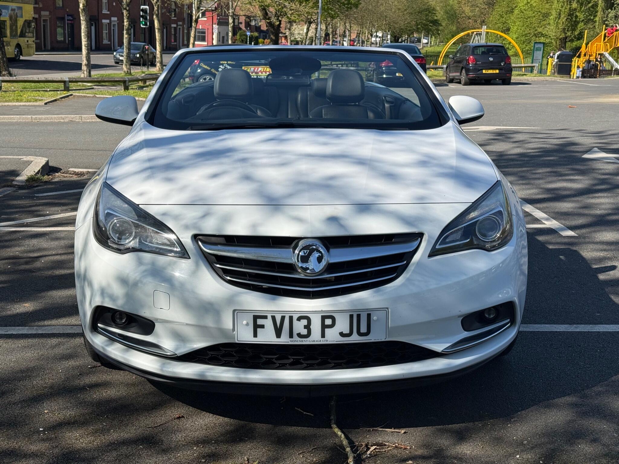 Vauxhall Cascada - Image 3