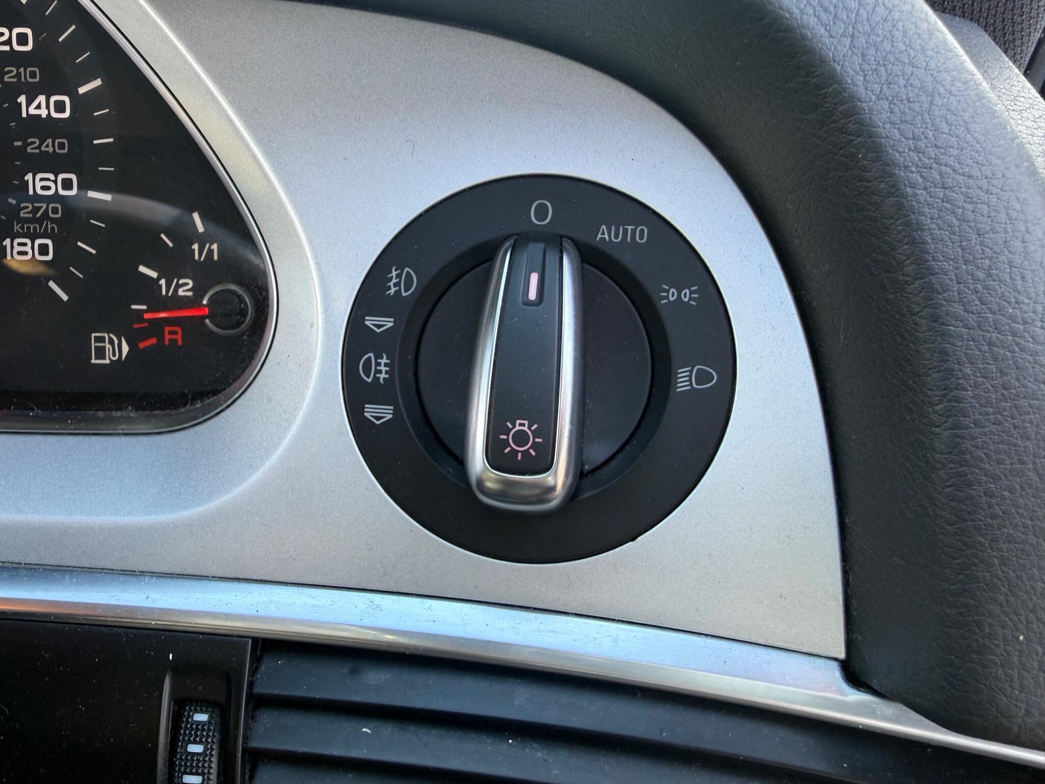 Audi A6 Avant - Image 19