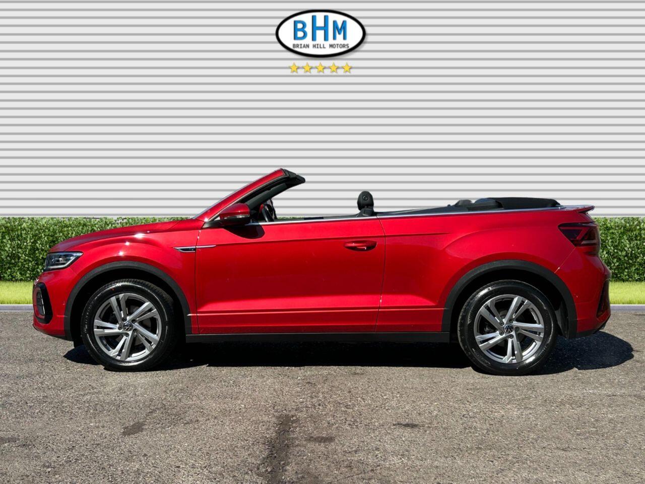 Volkswagen T-Roc - Image 32