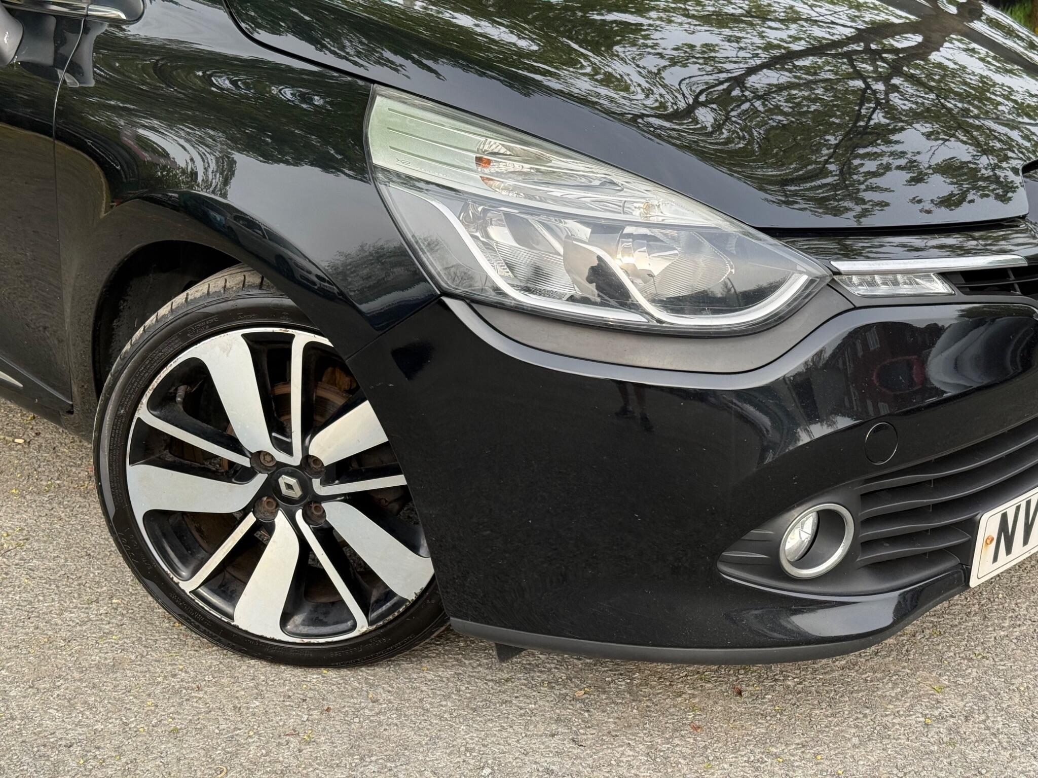 Renault Clio - Image 50