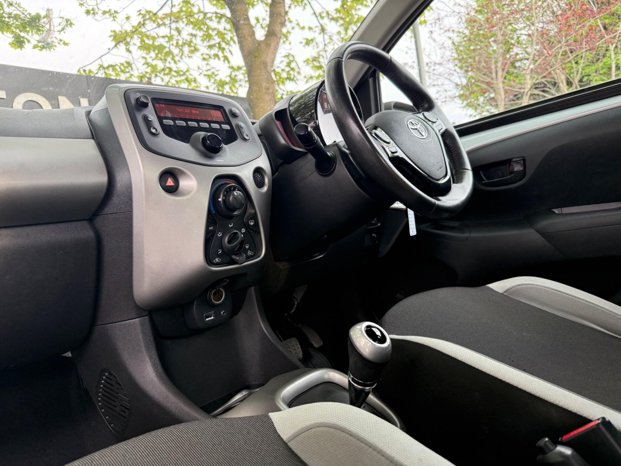 Toyota Aygo - Image 16