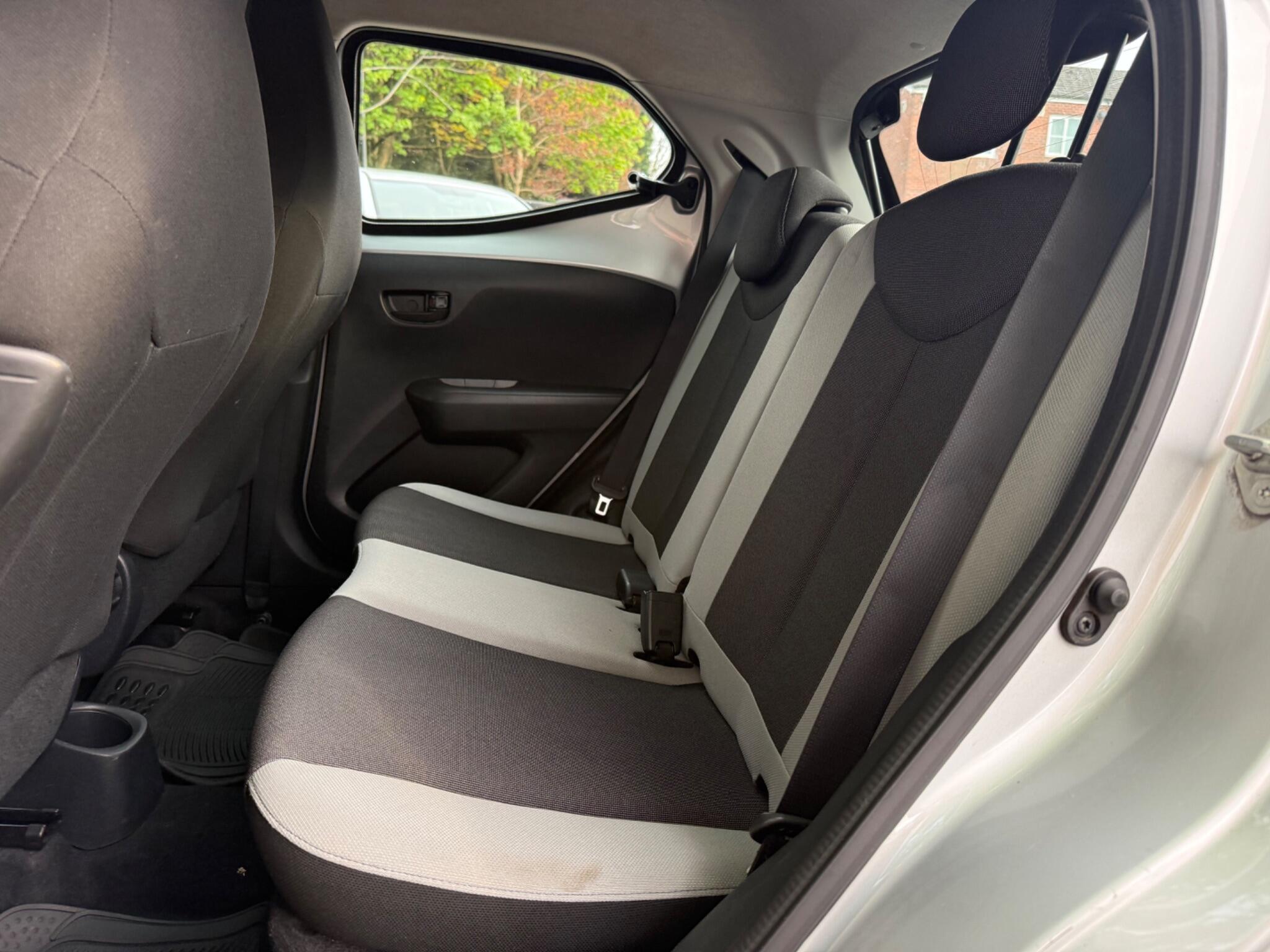 Toyota Aygo - Image 23