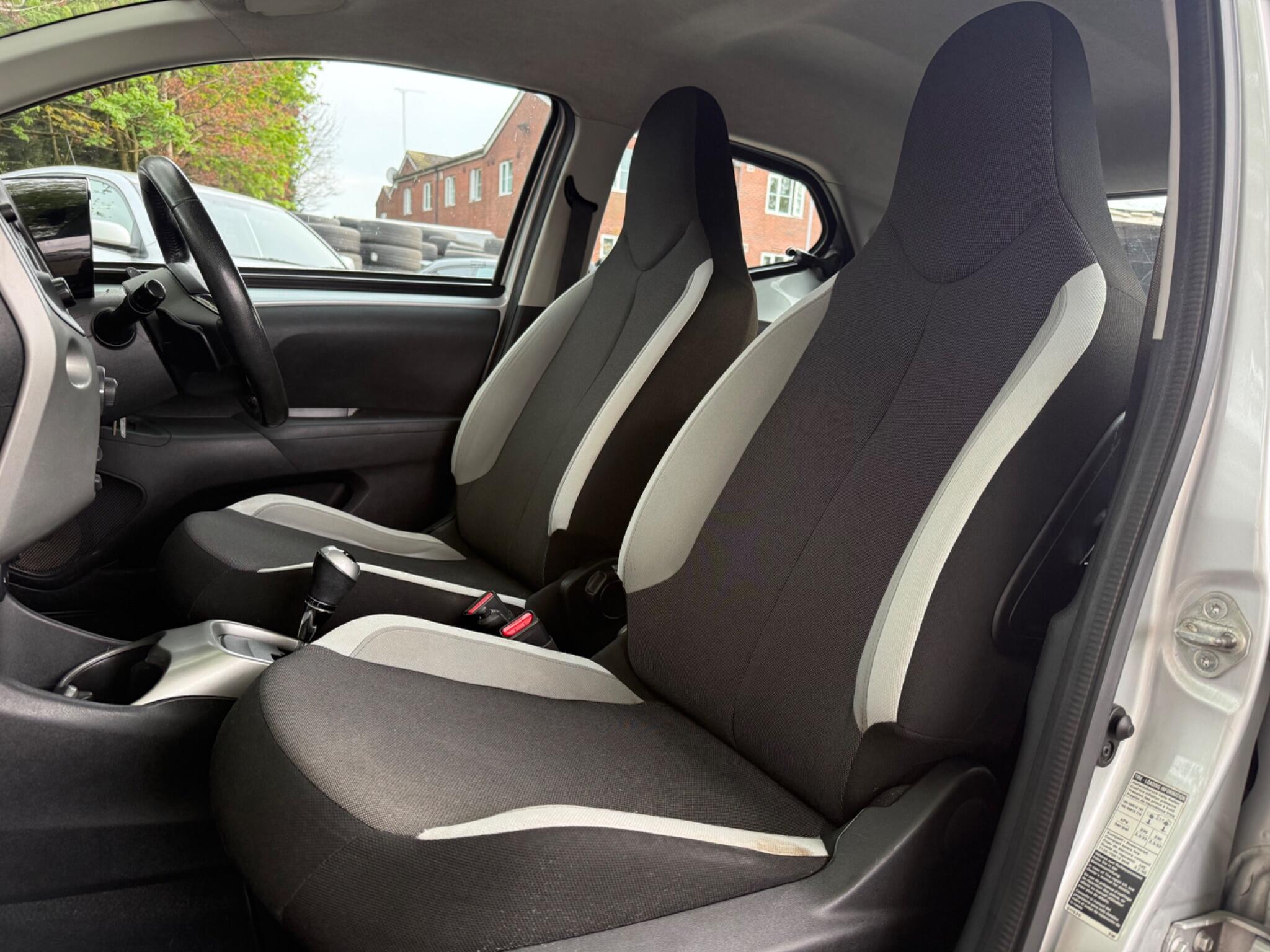 Toyota Aygo - Image 42