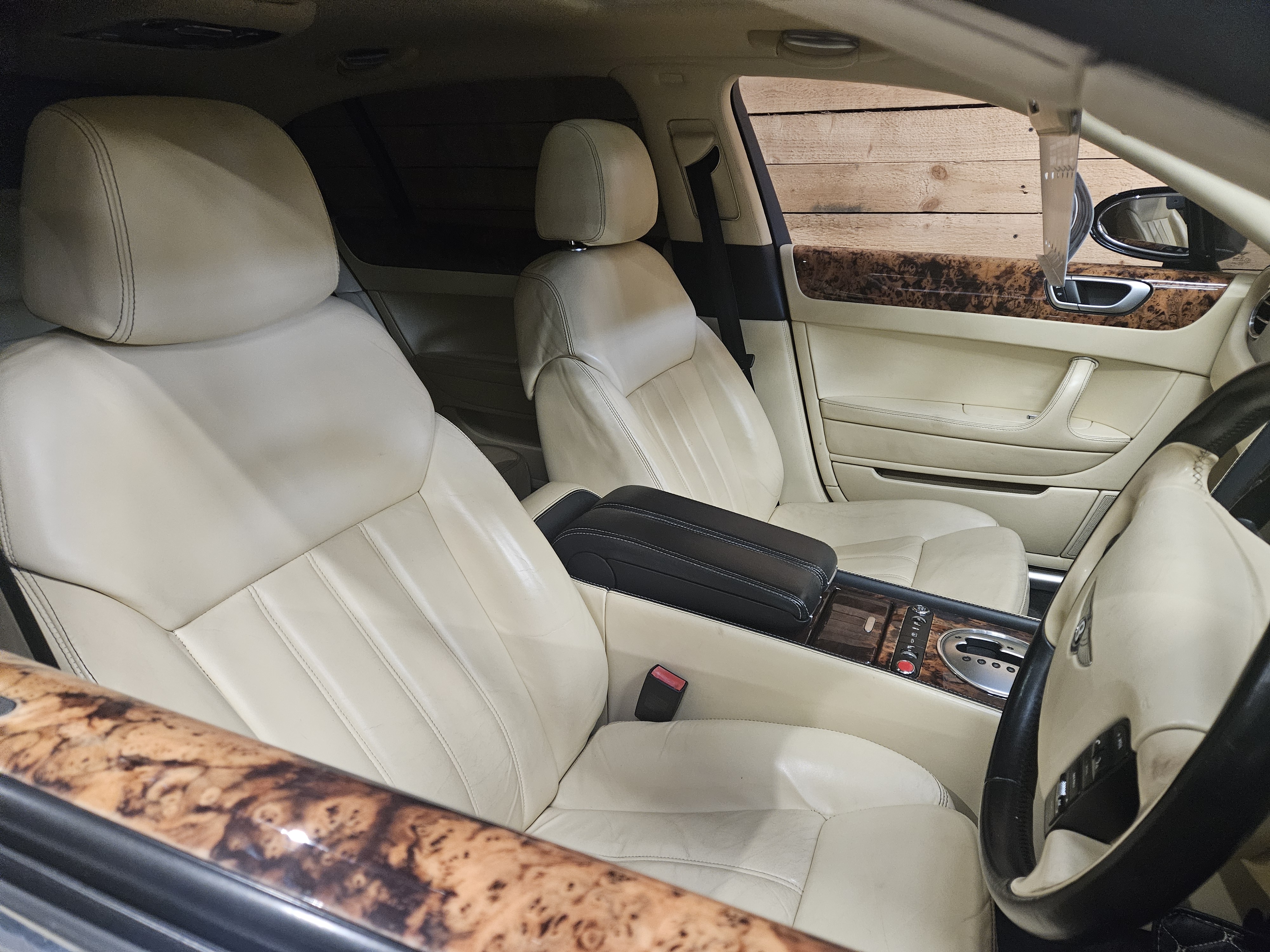 Bentley Continental - Image 7