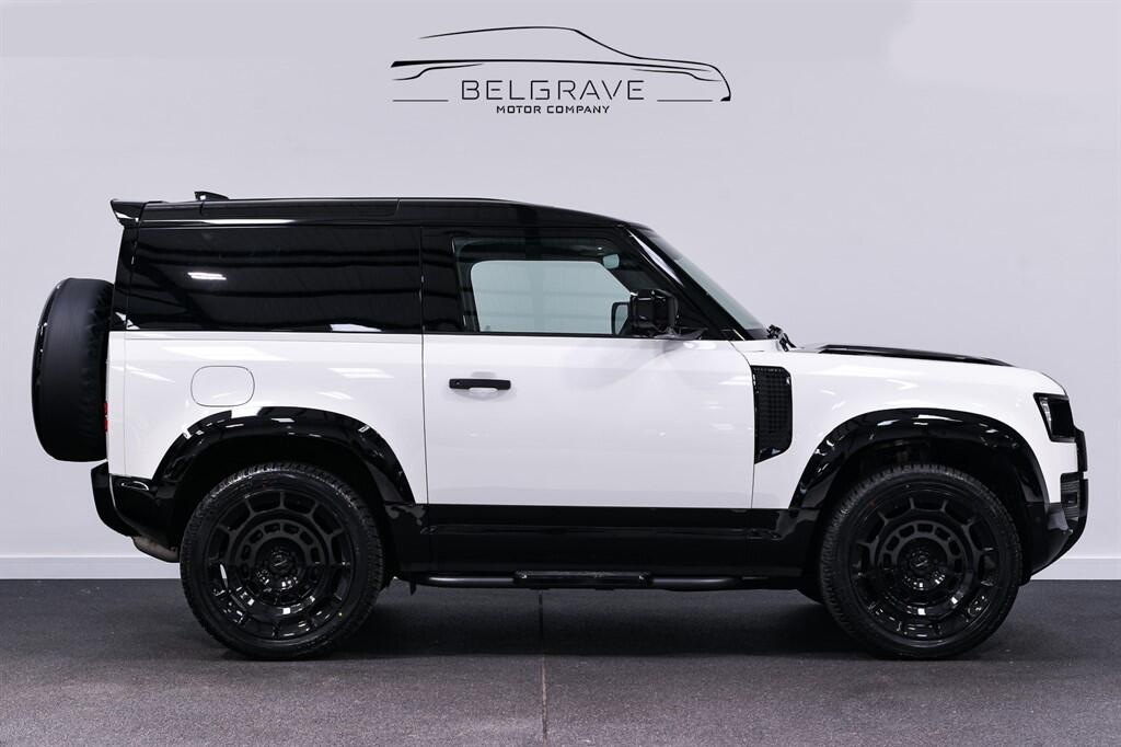 Land Rover Defender 90