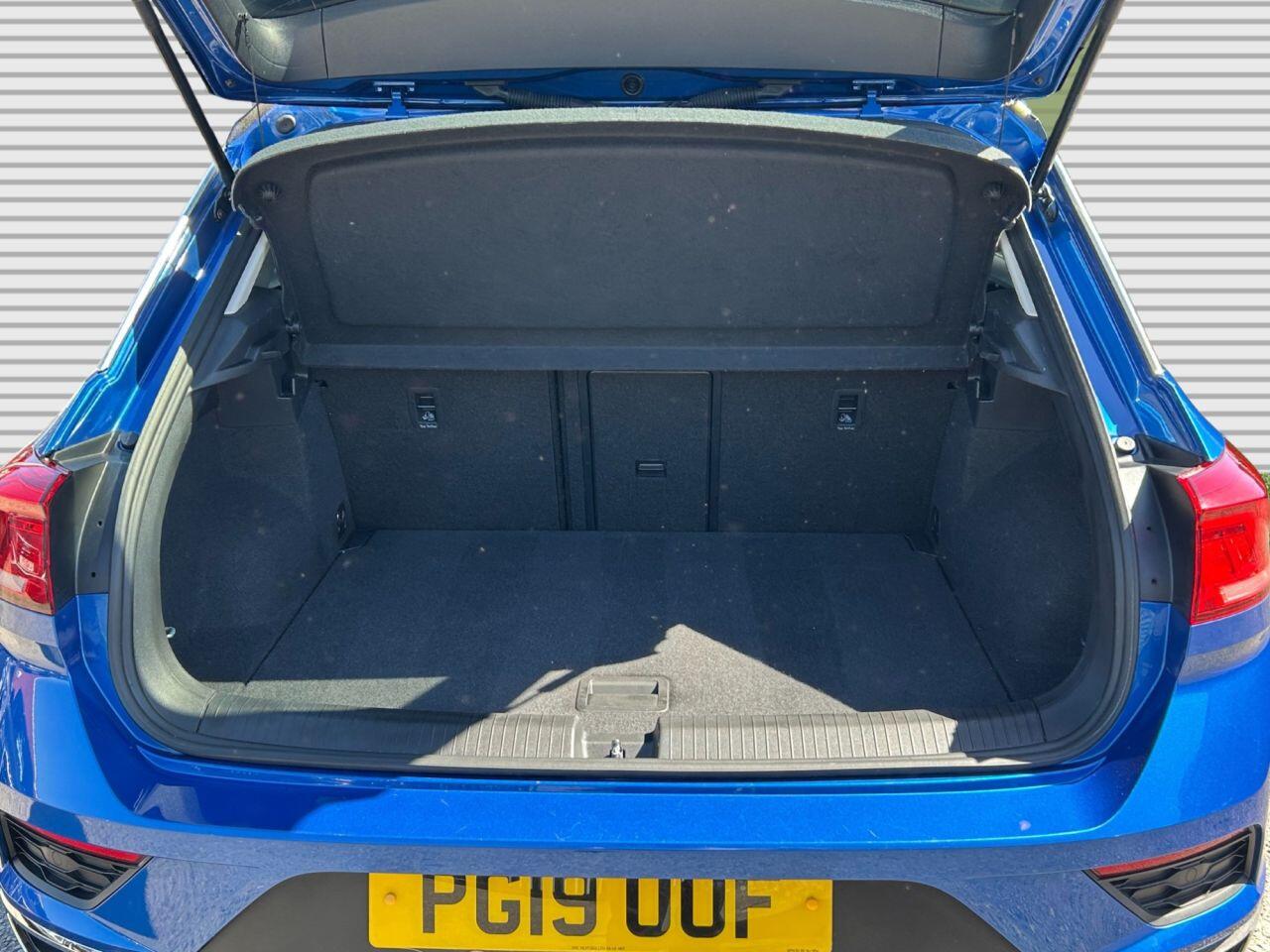 Volkswagen T-Roc - Image 13