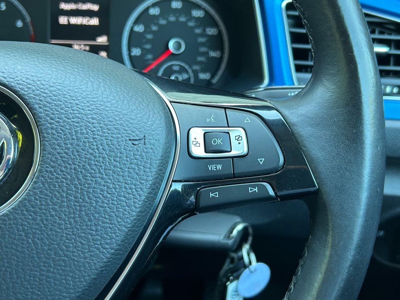 Volkswagen T-Roc - Image 21