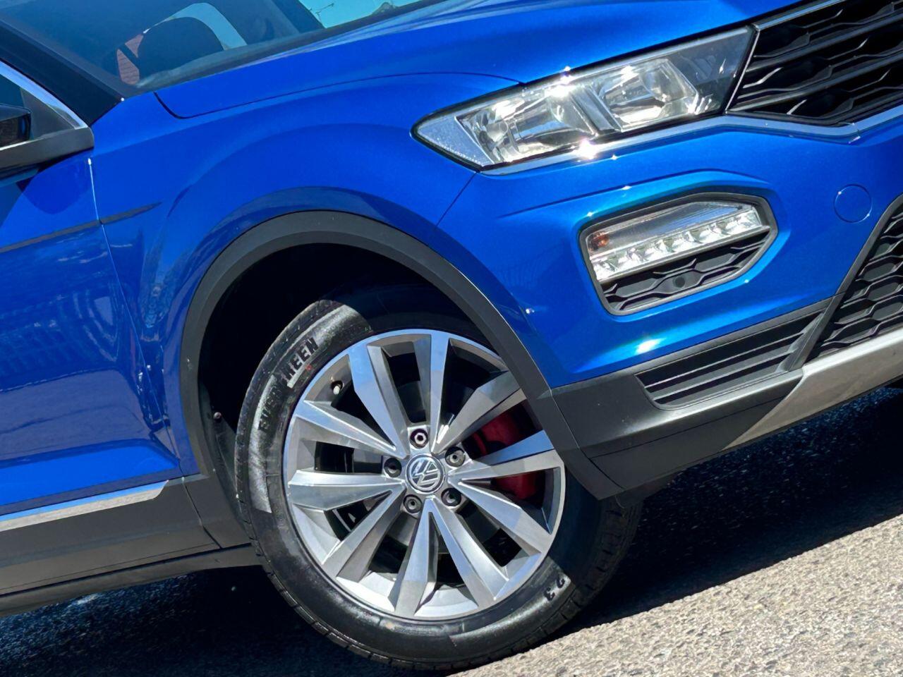 Volkswagen T-Roc - Image 25