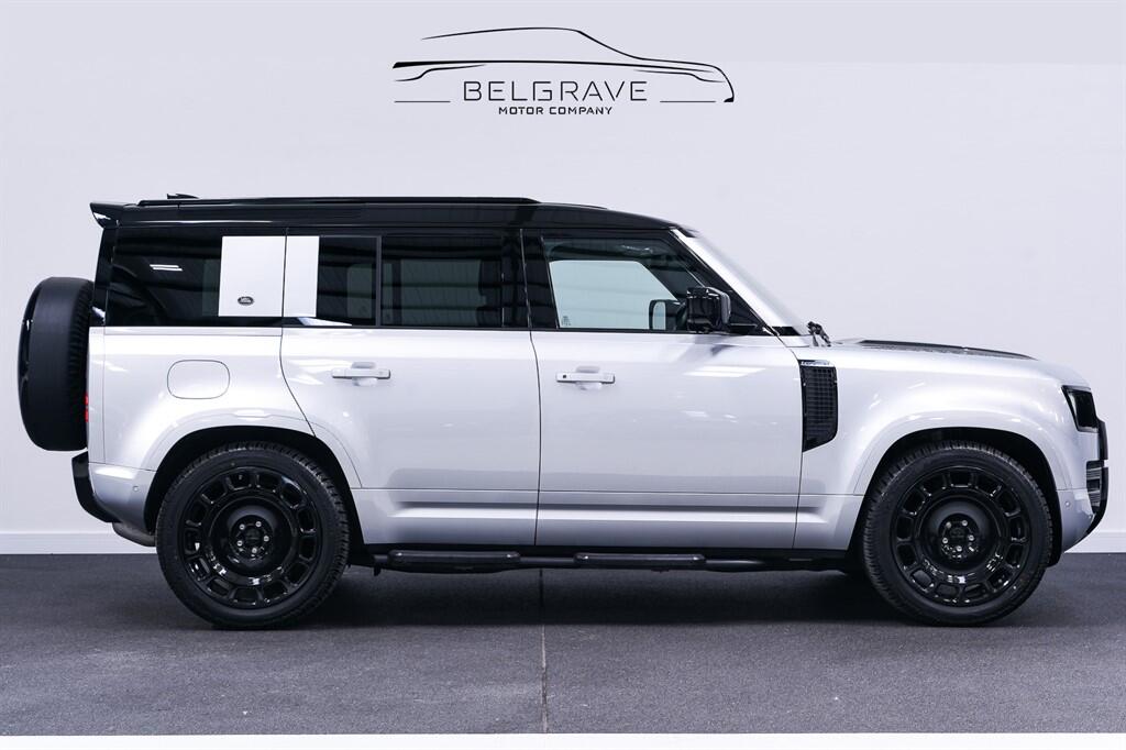 Land Rover Defender 110