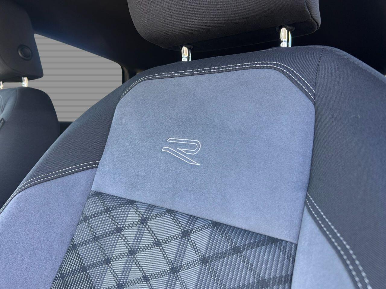 Volkswagen Taigo - Image 14