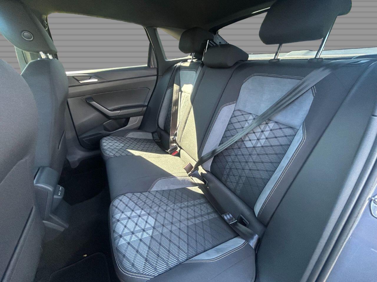 Volkswagen Taigo - Image 15