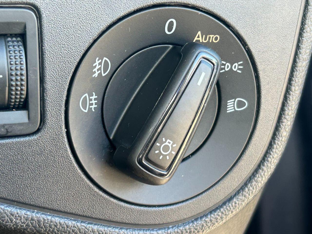 Volkswagen Taigo - Image 31