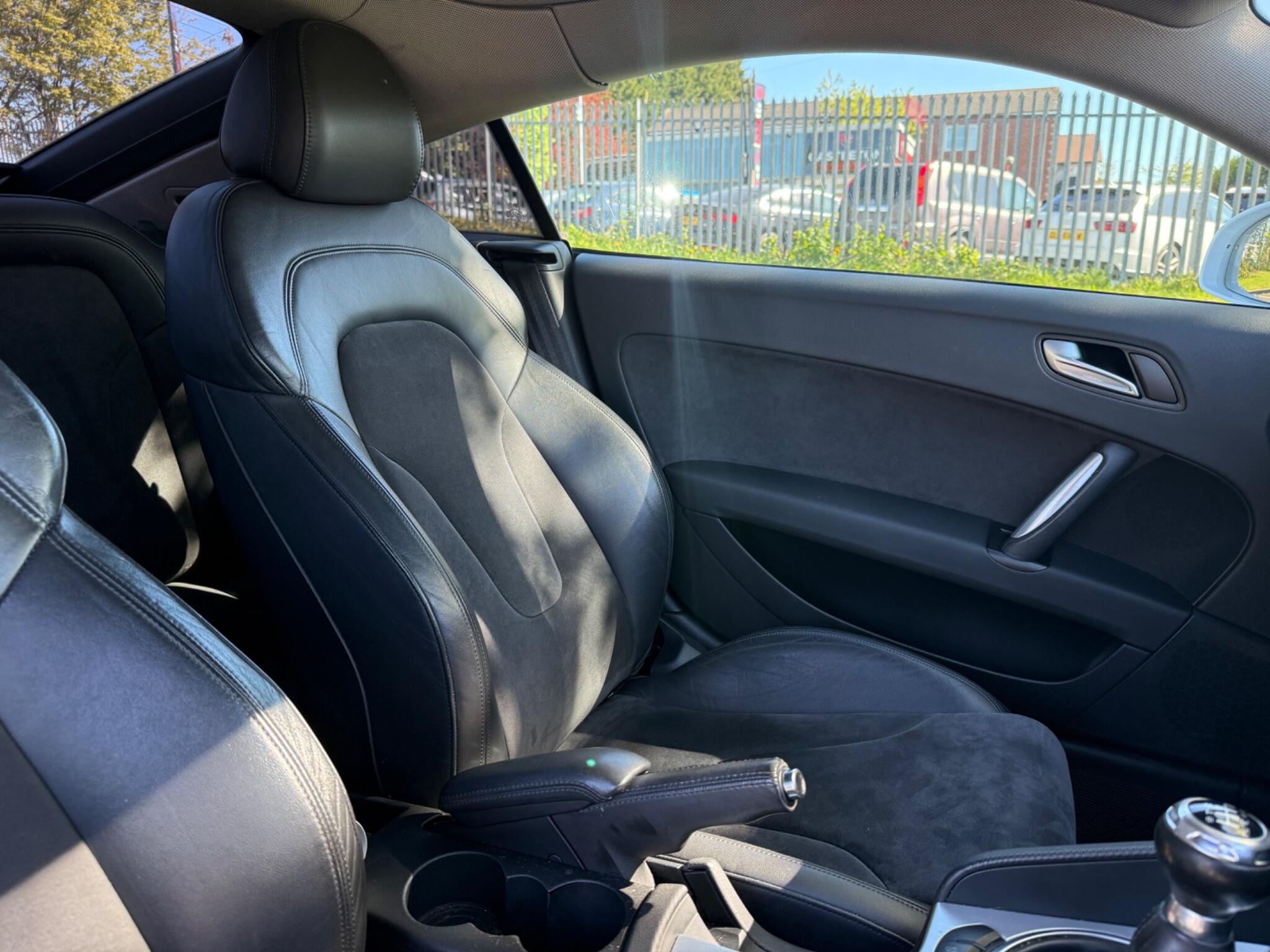 Audi TT - Image 23