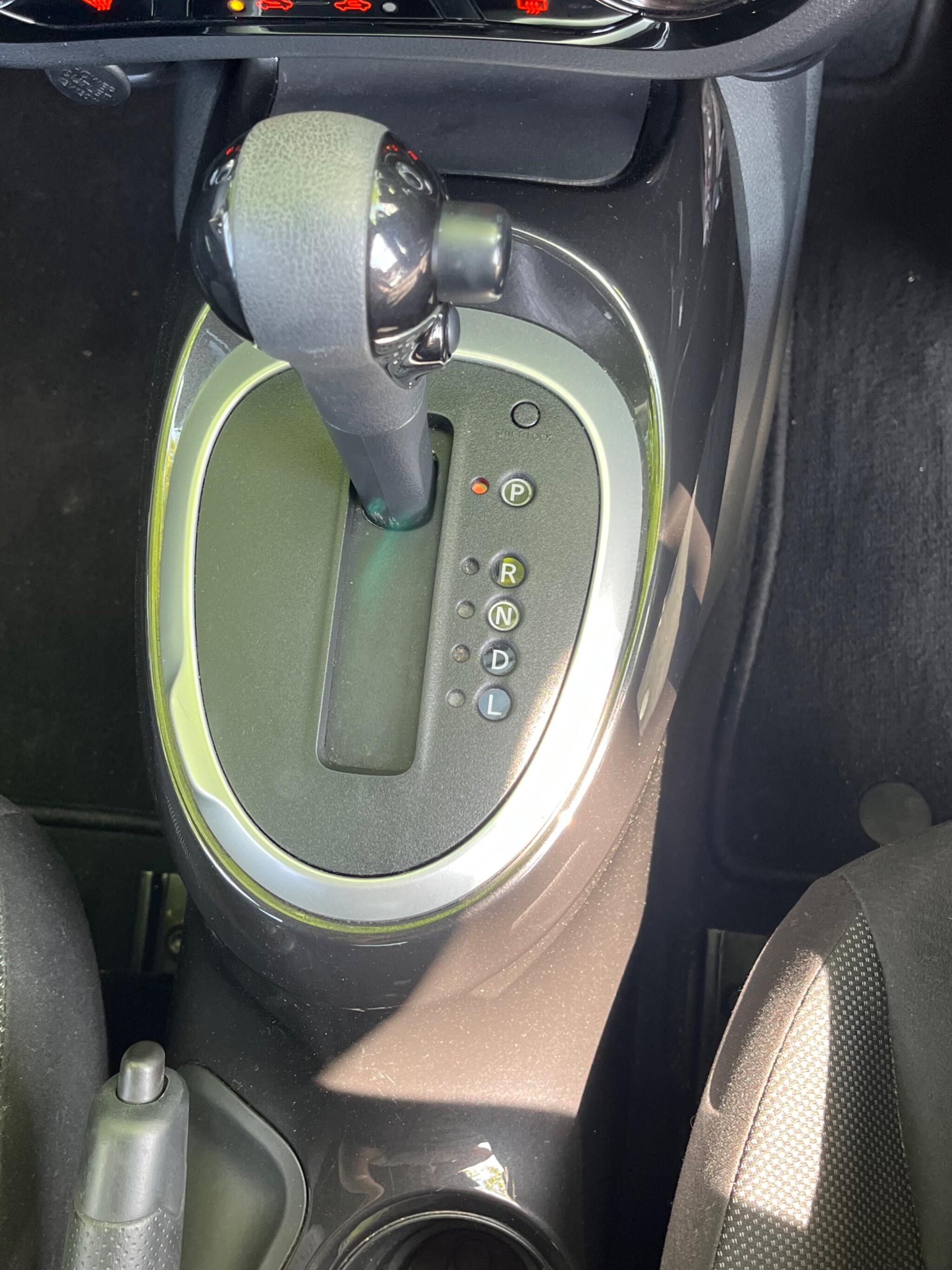 Nissan Juke - Image 18