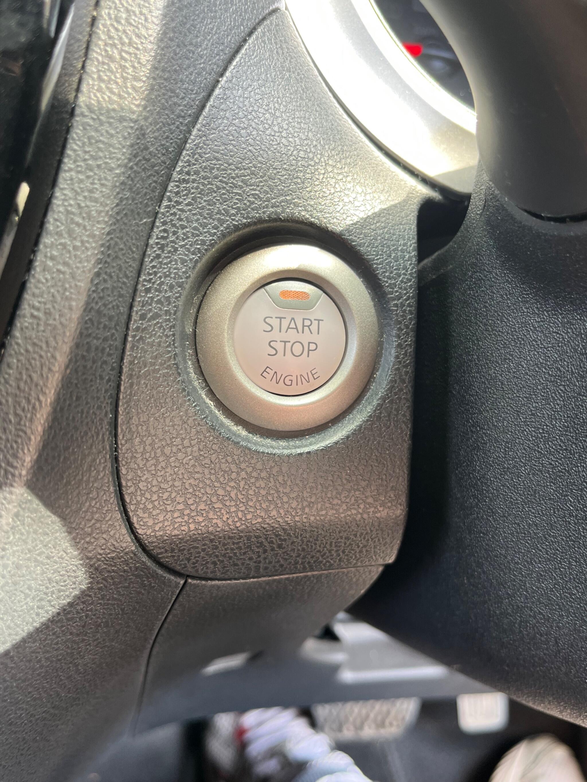 Nissan Juke - Image 28