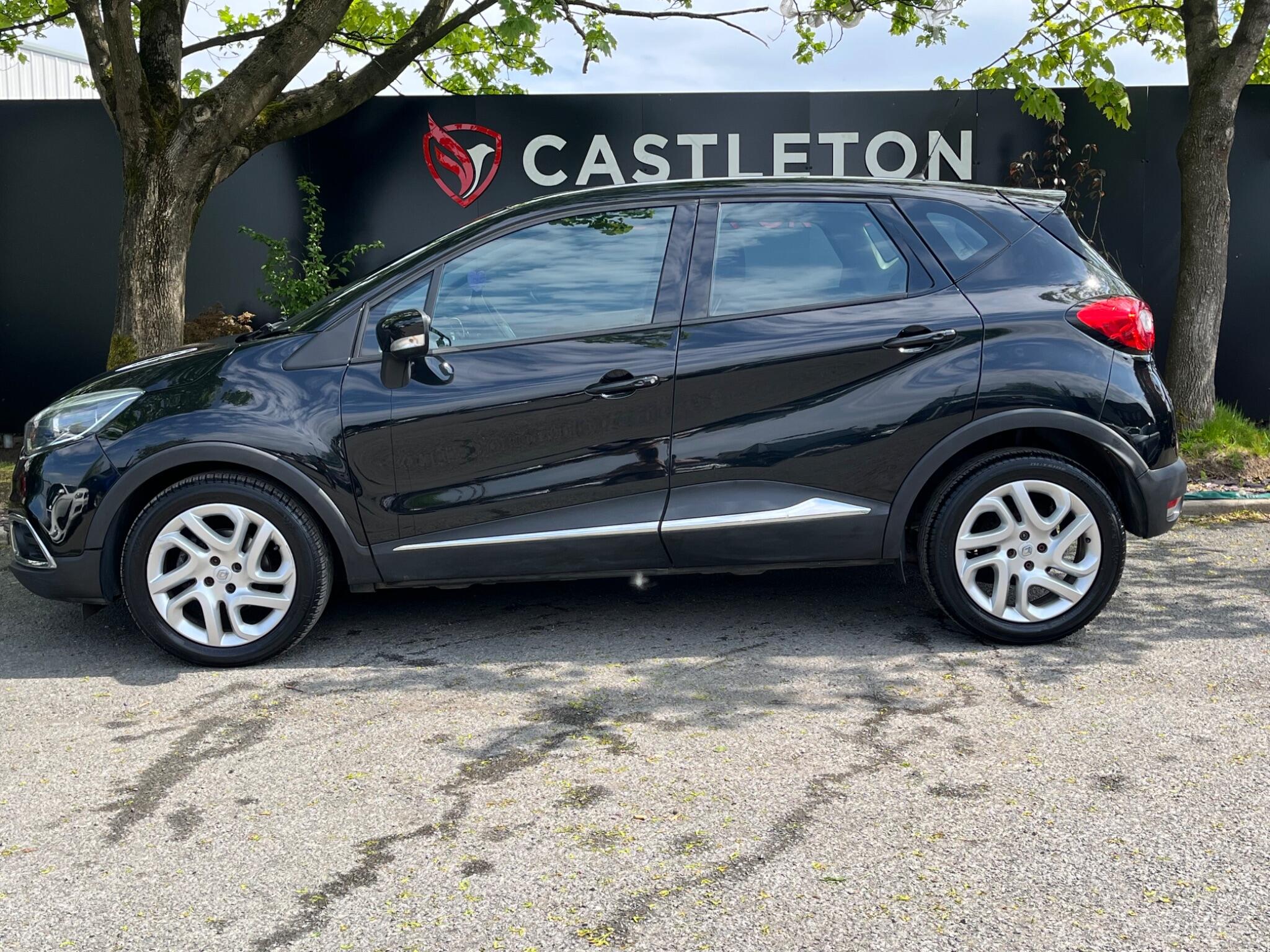 Renault Captur - Image 17