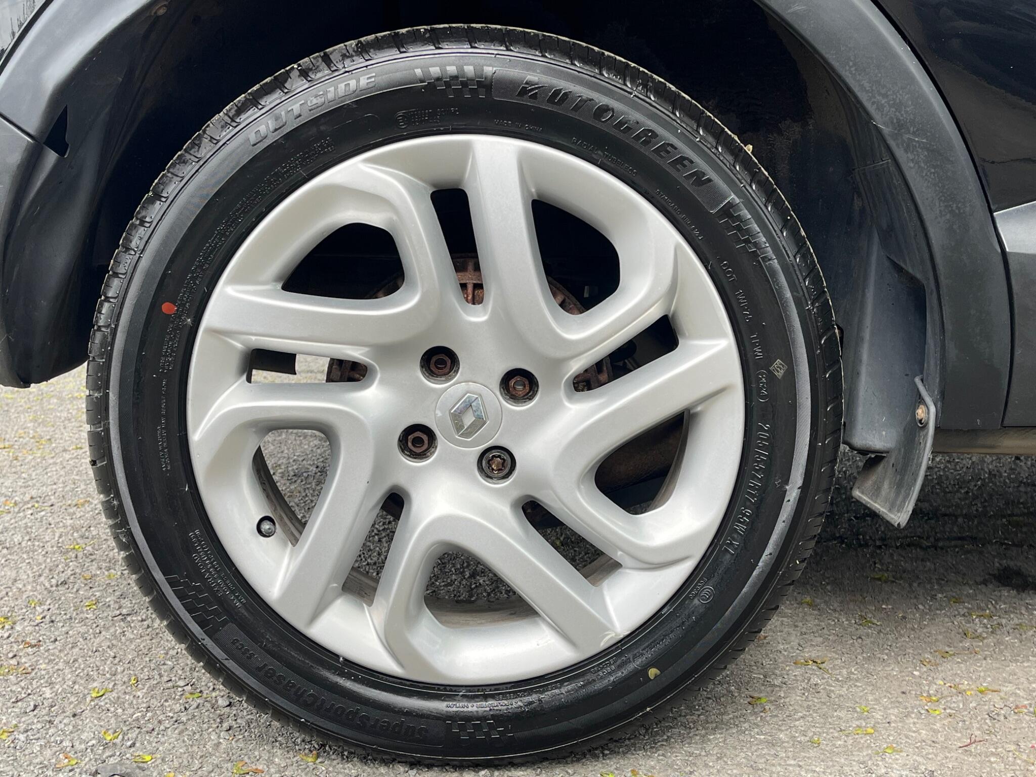 Renault Captur - Image 22